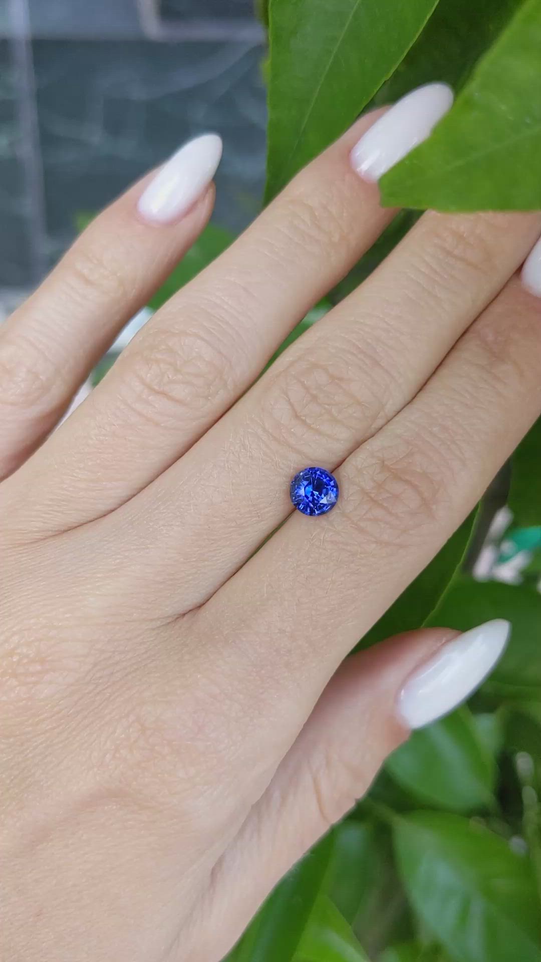 1.04 Ct. Blue Sapphire from Ceylon (Sri Lanka) Size Video