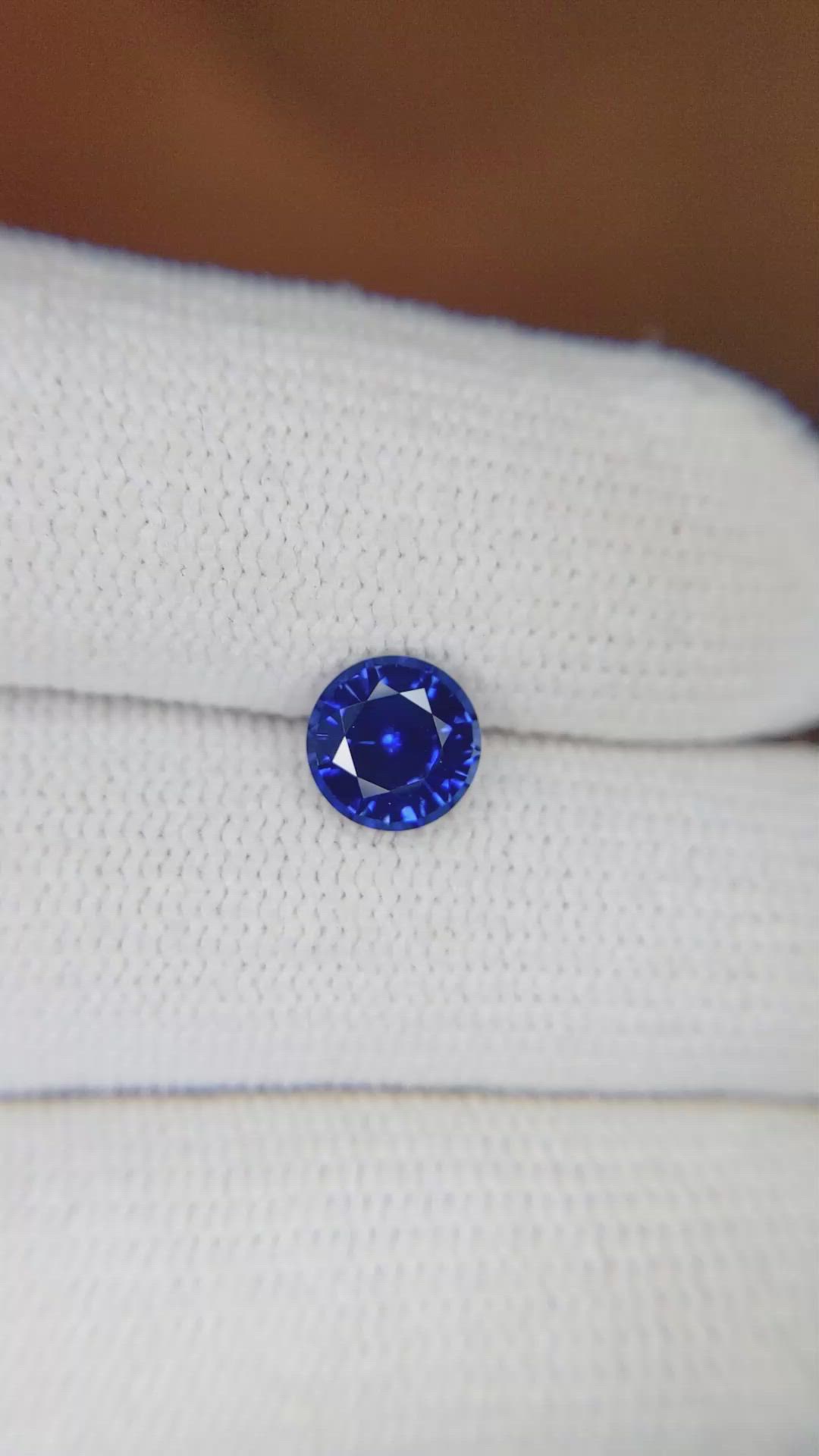 1.29 Ct. Blue Sapphire from Ceylon (Sri Lanka) Size Video