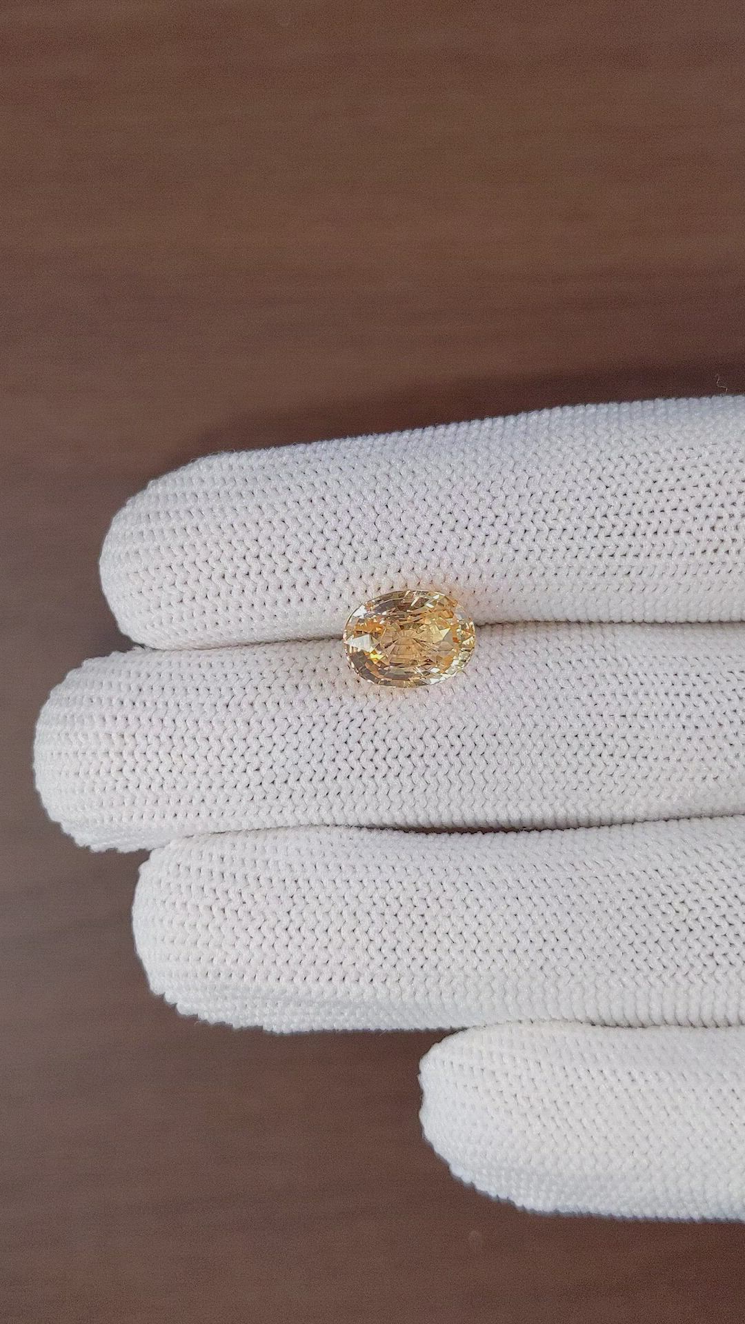 5.08 Ct. Peach Sapphire from Ceylon (Sri Lanka) Size Video