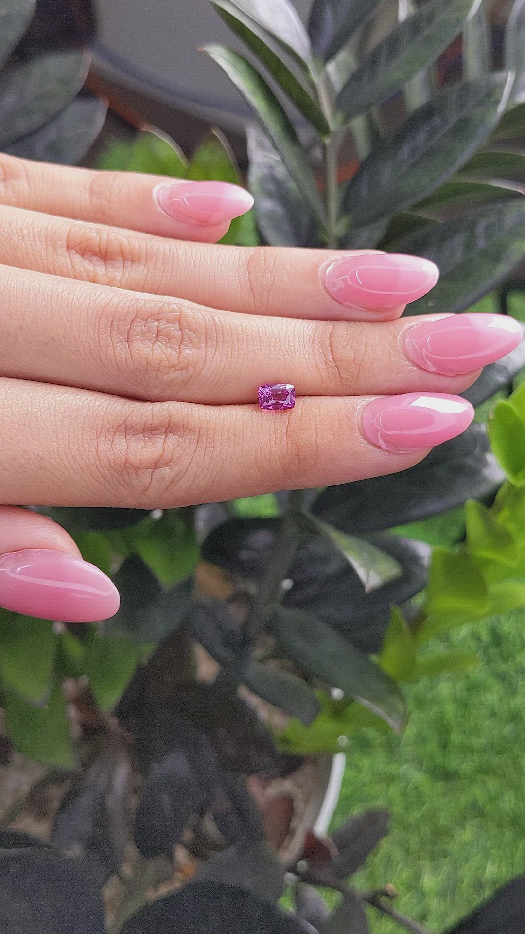 1.04 Ct. Purplish Pink Sapphire from Ceylon (Sri Lanka) Size Video