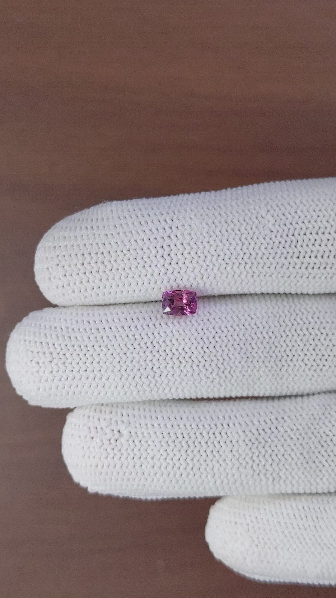 1.04 Ct. Purplish Pink Sapphire from Ceylon (Sri Lanka) Size Video