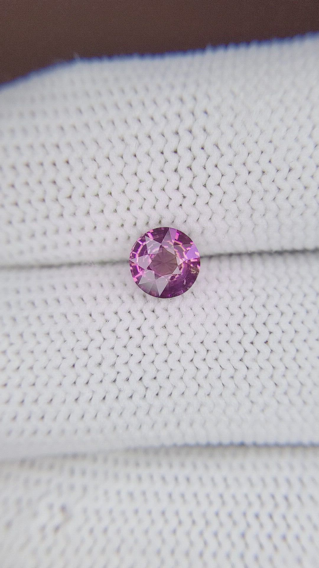 1.00 Ct. Color Change Sapphire from Ceylon (Sri Lanka) Size Video
