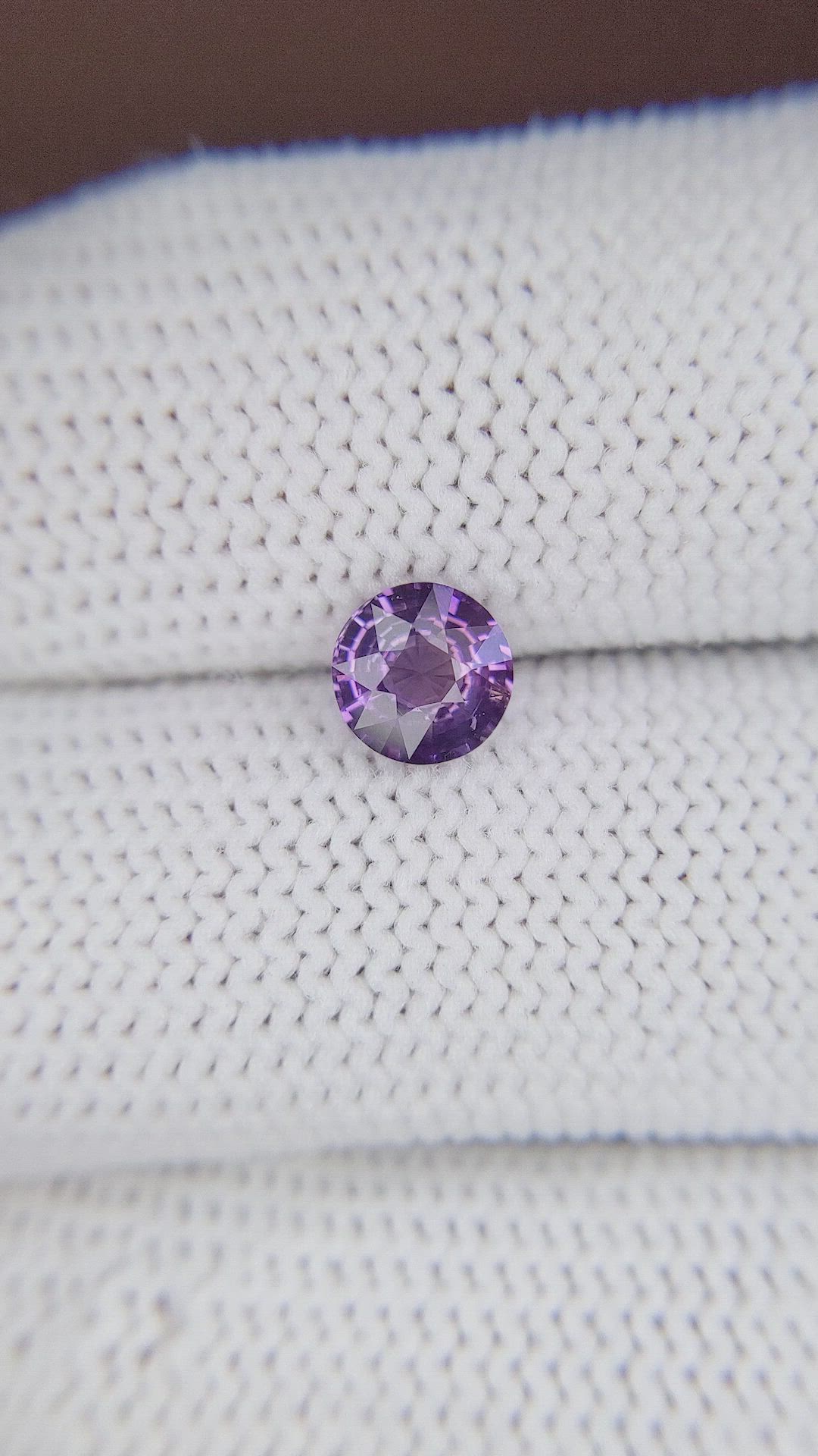 1.00 Ct. Color Change Sapphire from Ceylon (Sri Lanka) Size Video