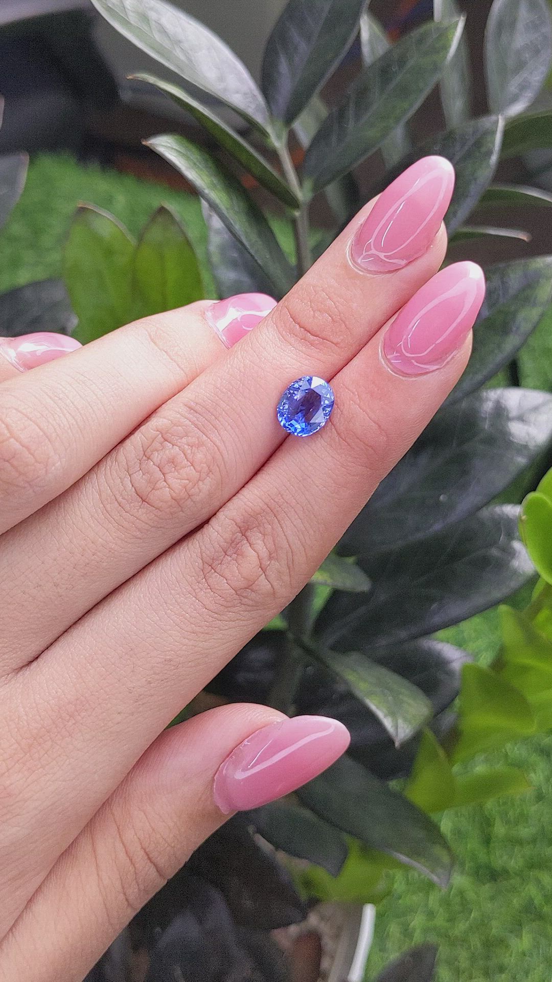 3.04 Ct. Blue Sapphire from Ceylon (Sri Lanka) Size Video