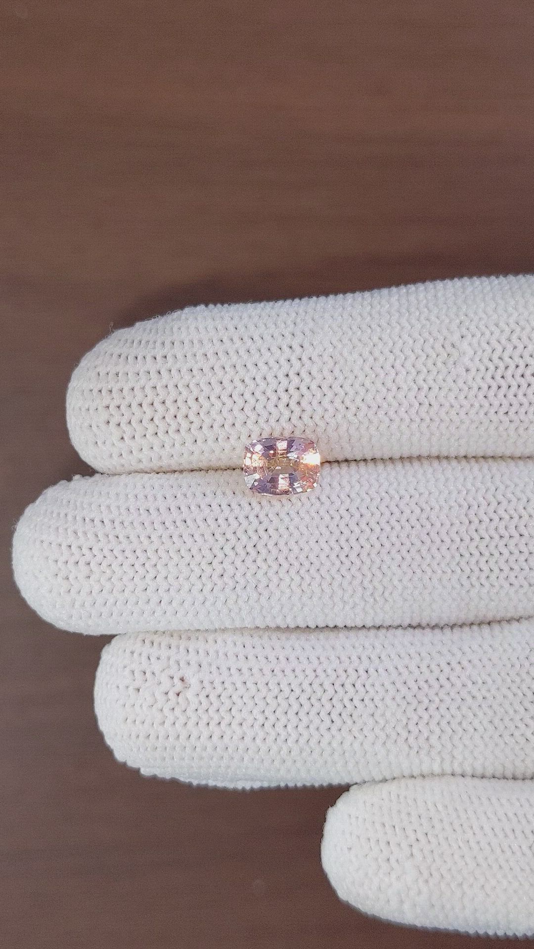 1.70 Ct. Padparadscha Sapphire from Ceylon (Sri Lanka) Size Video