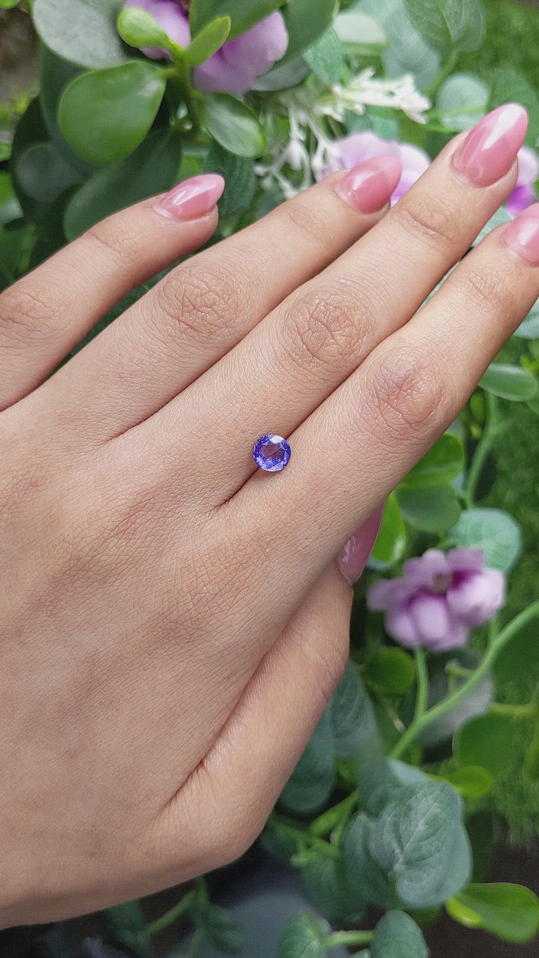 1.00 Ct. Color Change Sapphire from Ceylon (Sri Lanka) Size Video