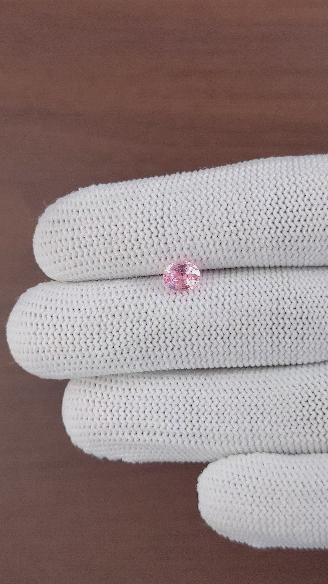 1.05 Ct. Pink Sapphire from Ceylon (Sri Lanka) Size Video