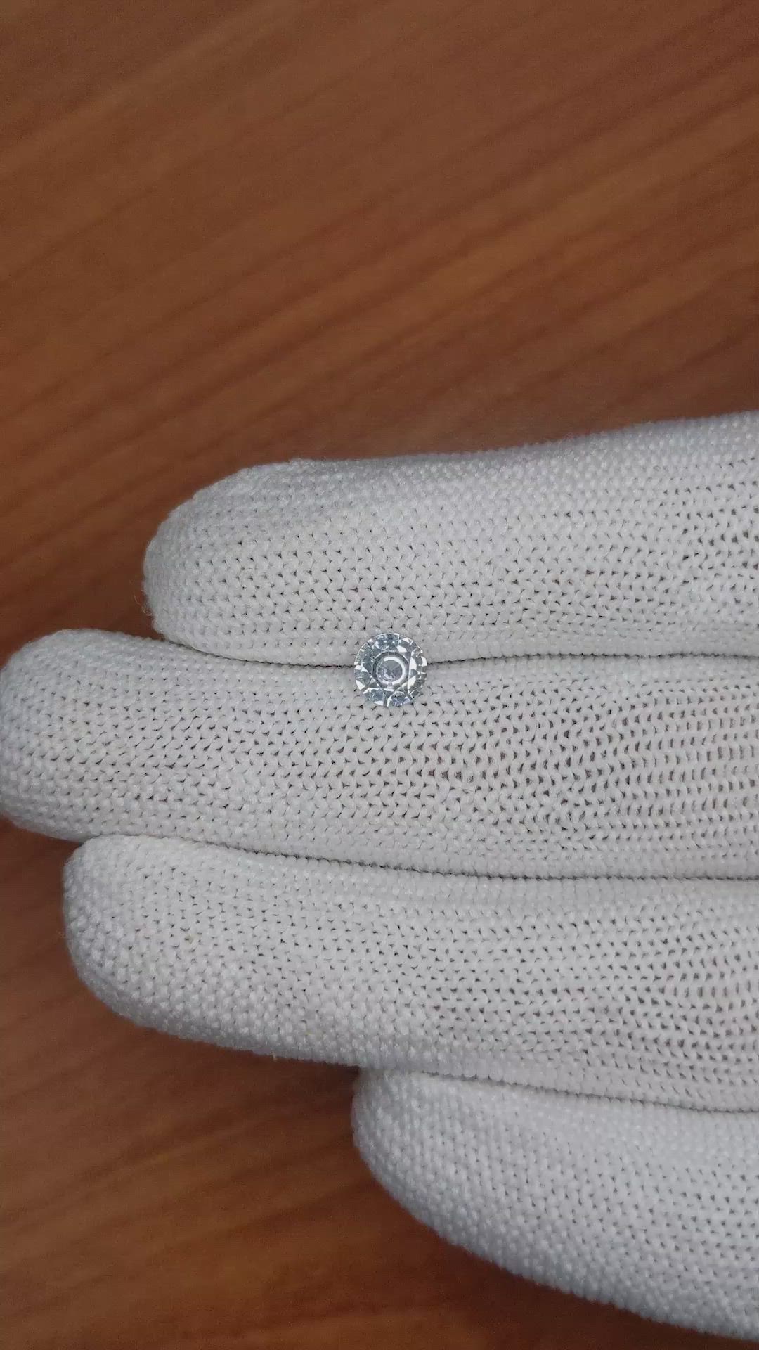 0.76 Ct. Bluish Grey Sapphire from Ceylon (Sri Lanka) Size Video