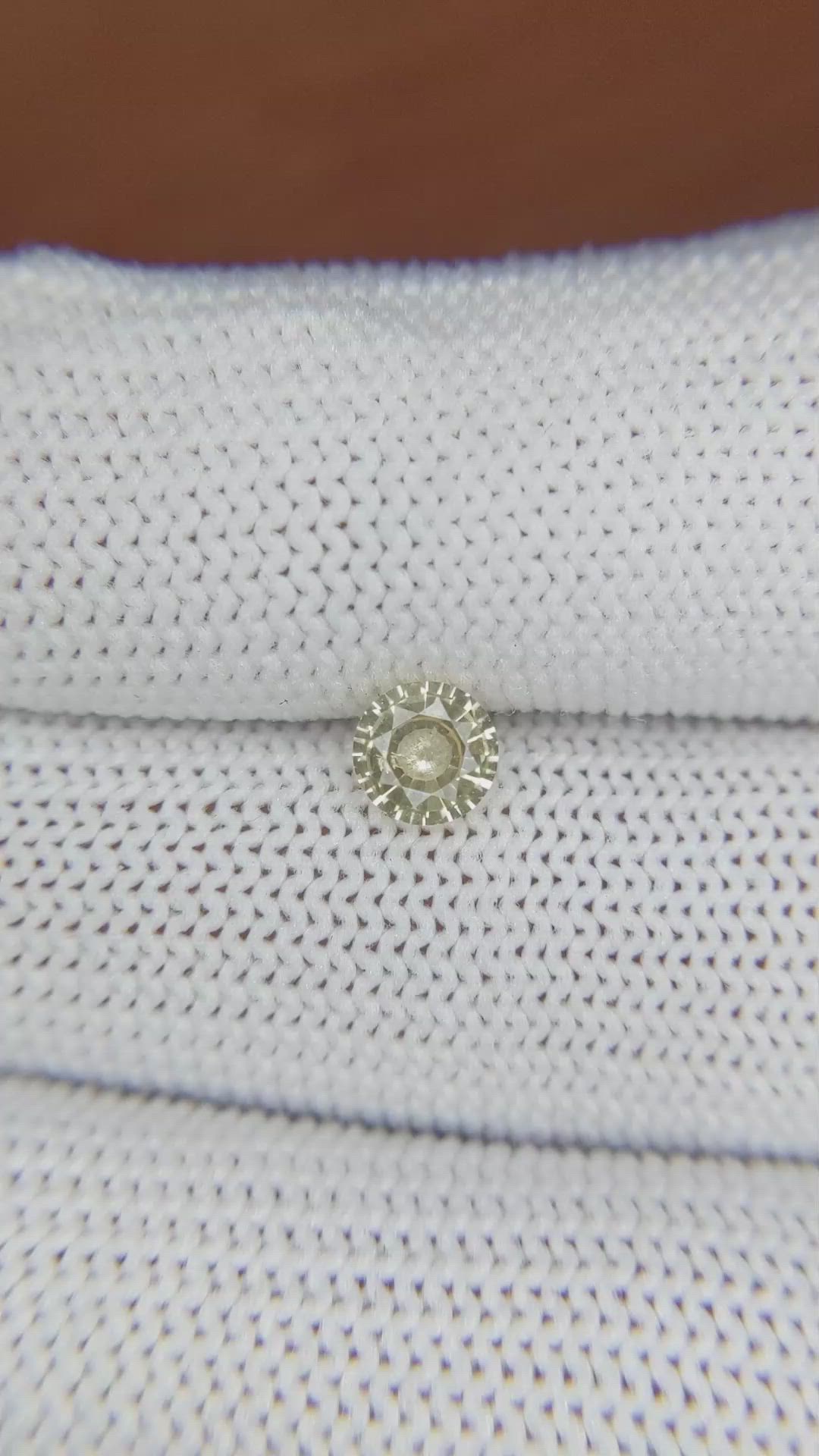0.66 Ct. Yellow Sapphire from Ceylon (Sri Lanka) Size Video