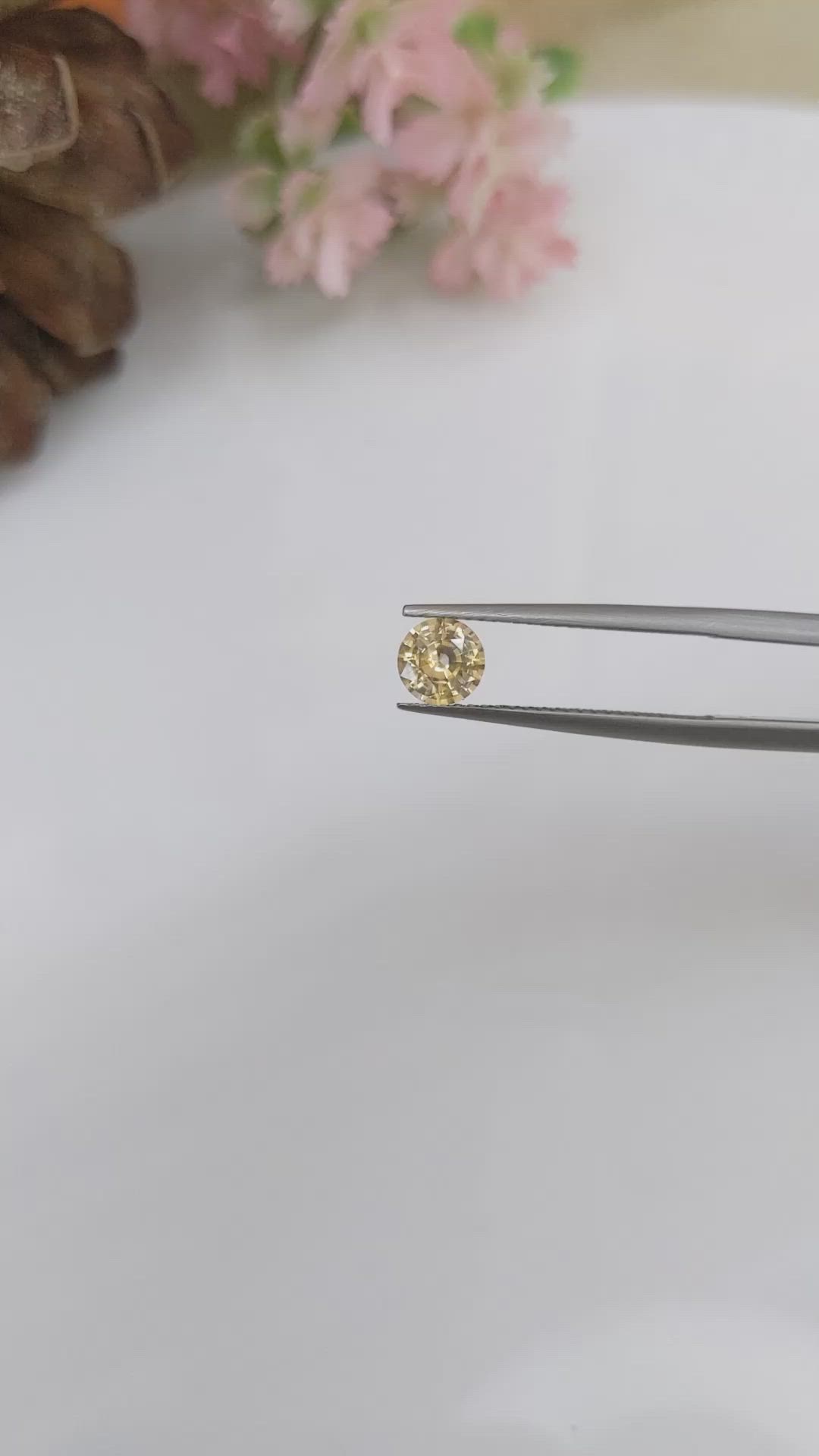 0.79 Ct. Yellow Sapphire from Ceylon (Sri Lanka) Size Video