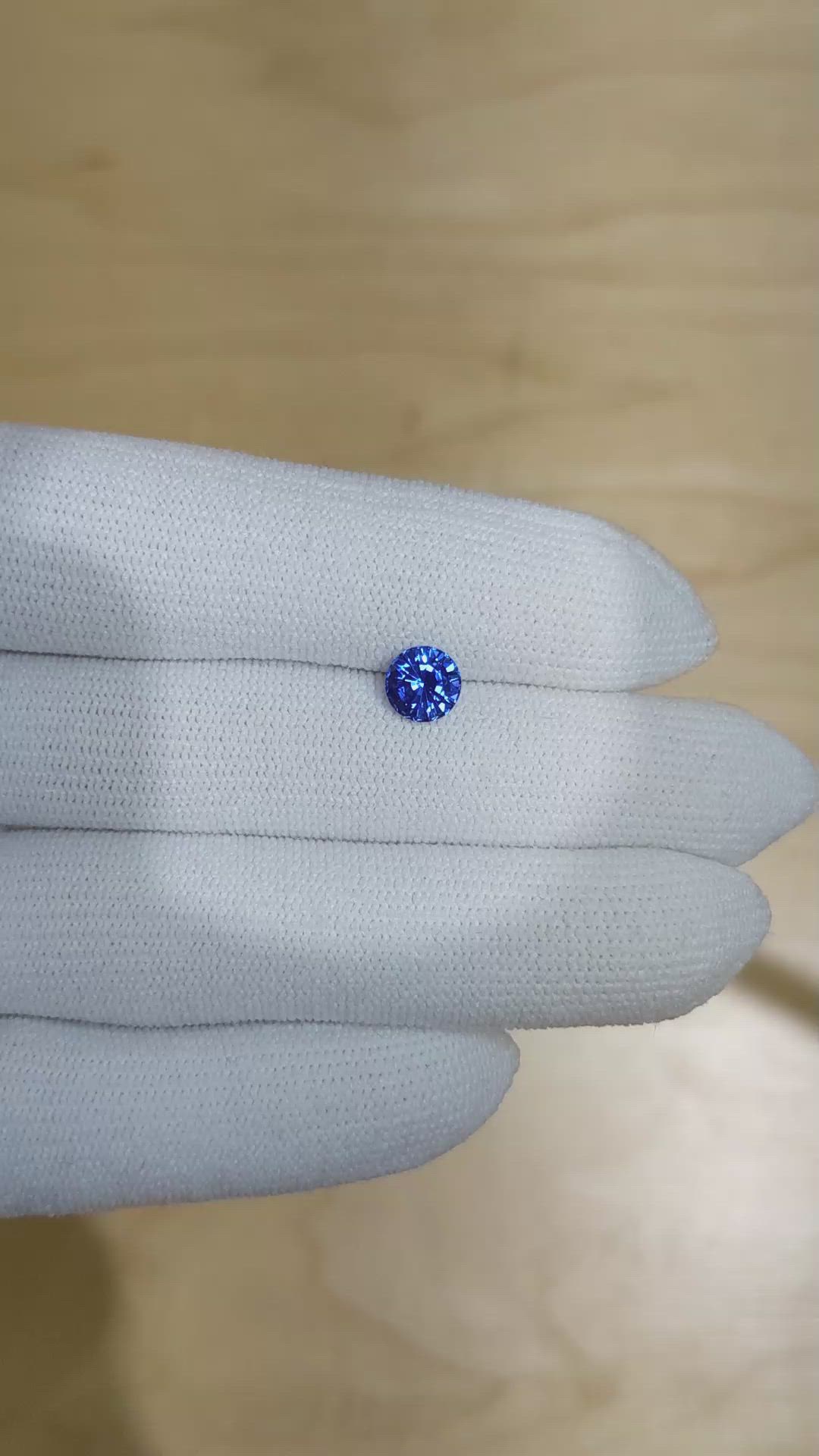 1.25 Ct. Blue Sapphire from Ceylon (Sri Lanka) Size Video