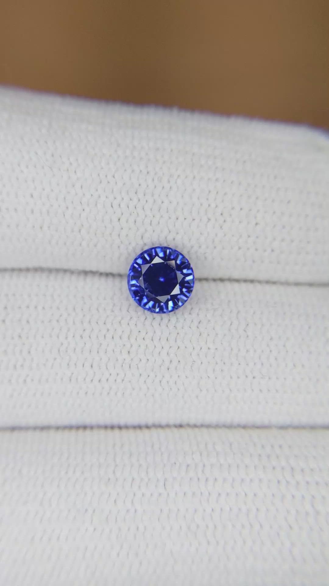 1.25 Ct. Blue Sapphire from Ceylon (Sri Lanka) Size Video