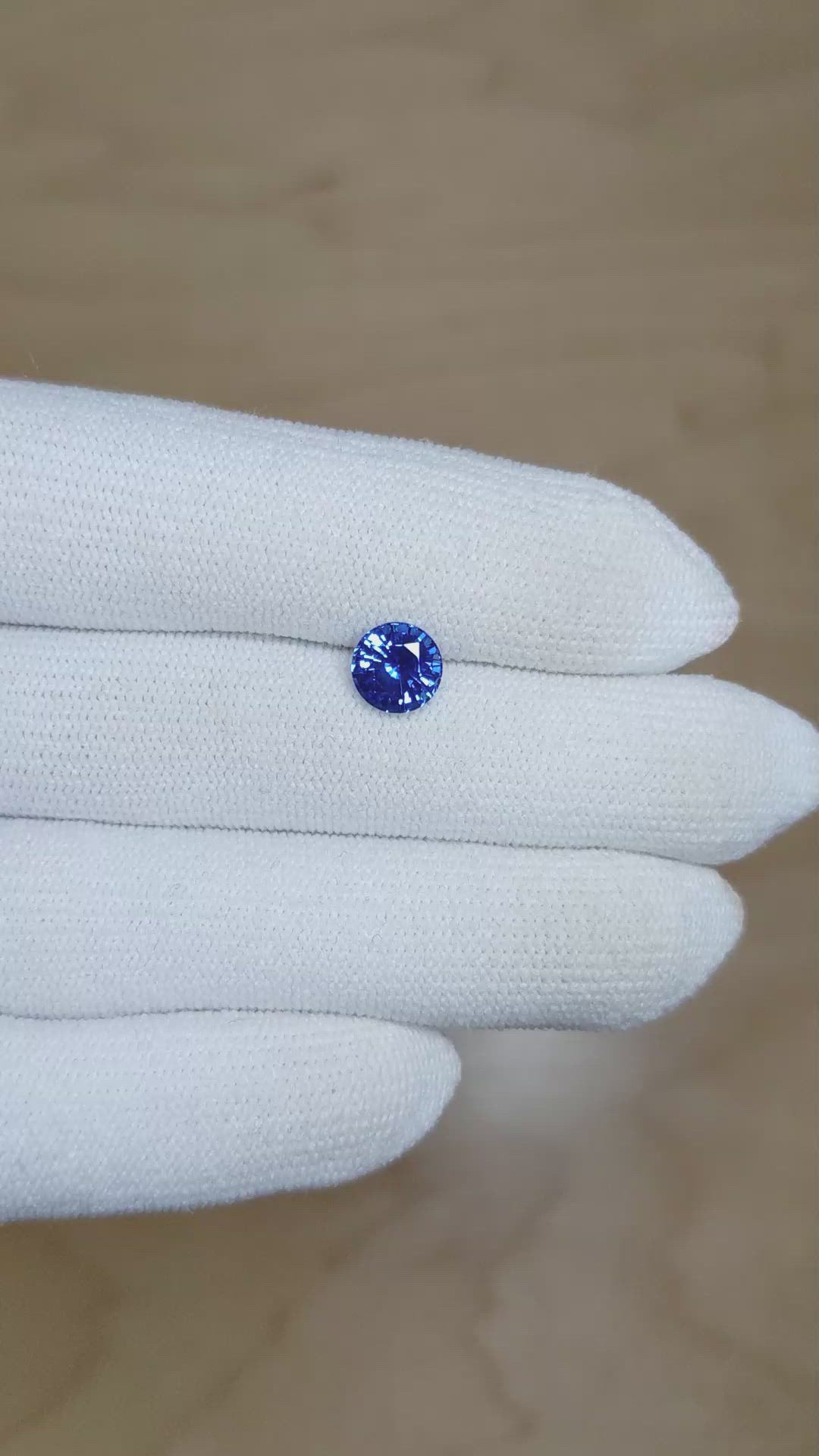1.55 Ct. Blue Sapphire from Ceylon (Sri Lanka) Size Video