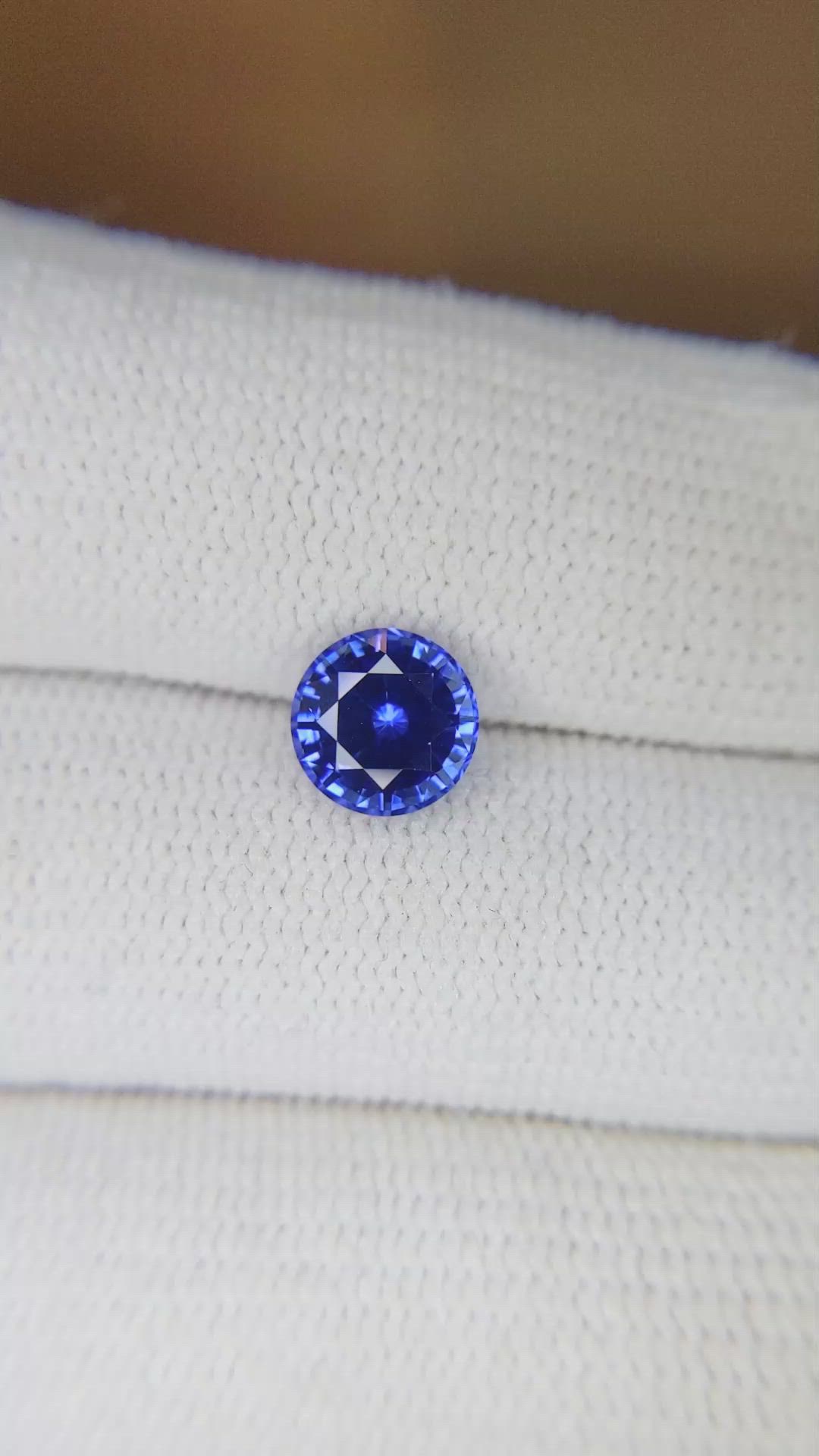 1.55 Ct. Blue Sapphire from Ceylon (Sri Lanka) Size Video