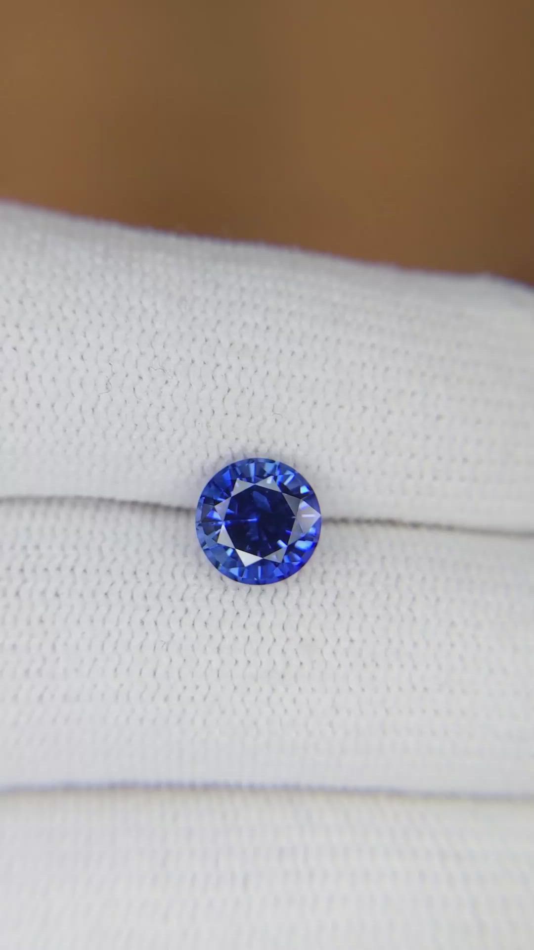 1.73 Ct. Blue Sapphire from Ceylon (Sri Lanka) Size Video