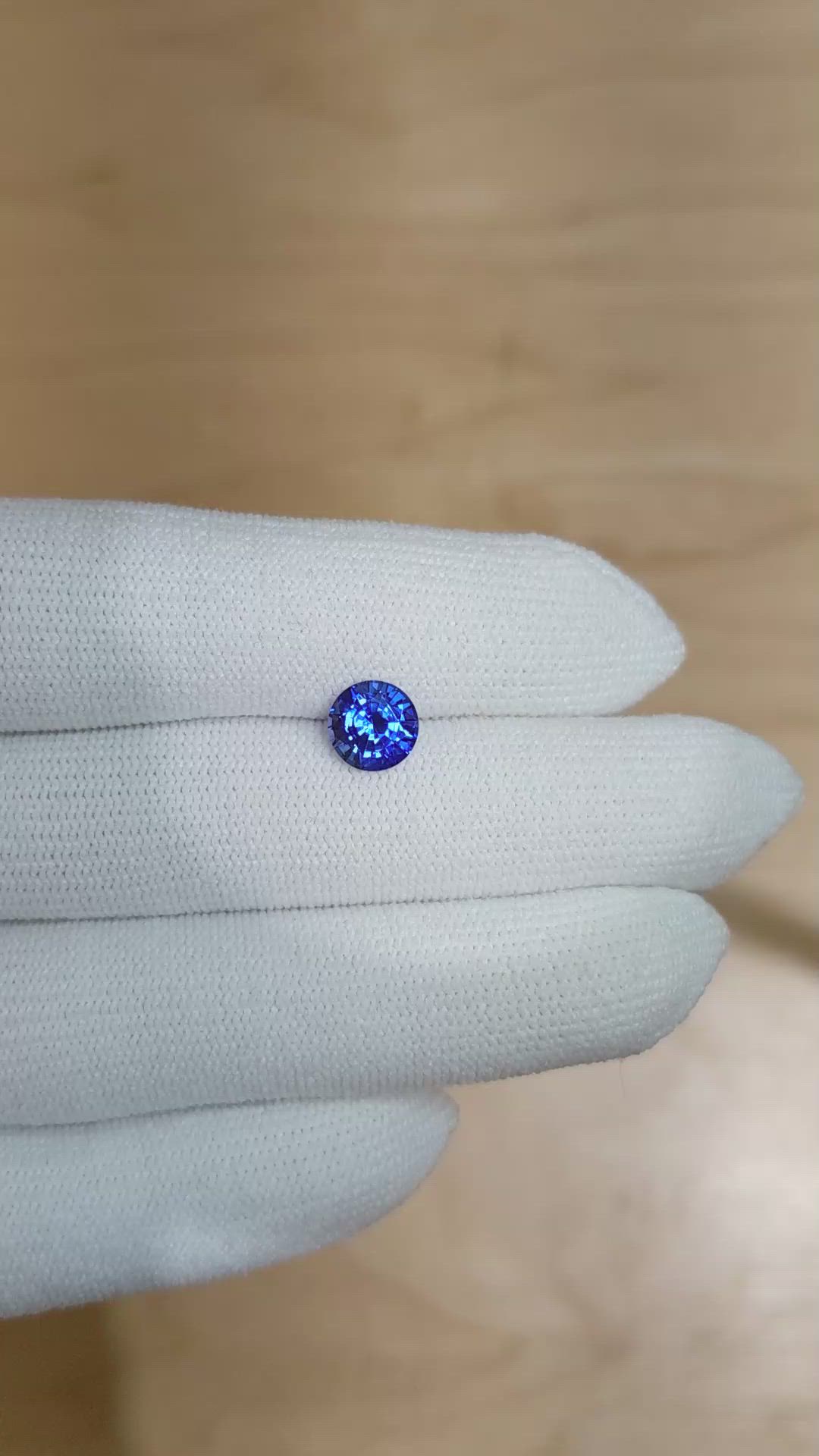 1.73 Ct. Blue Sapphire from Ceylon (Sri Lanka) Size Video