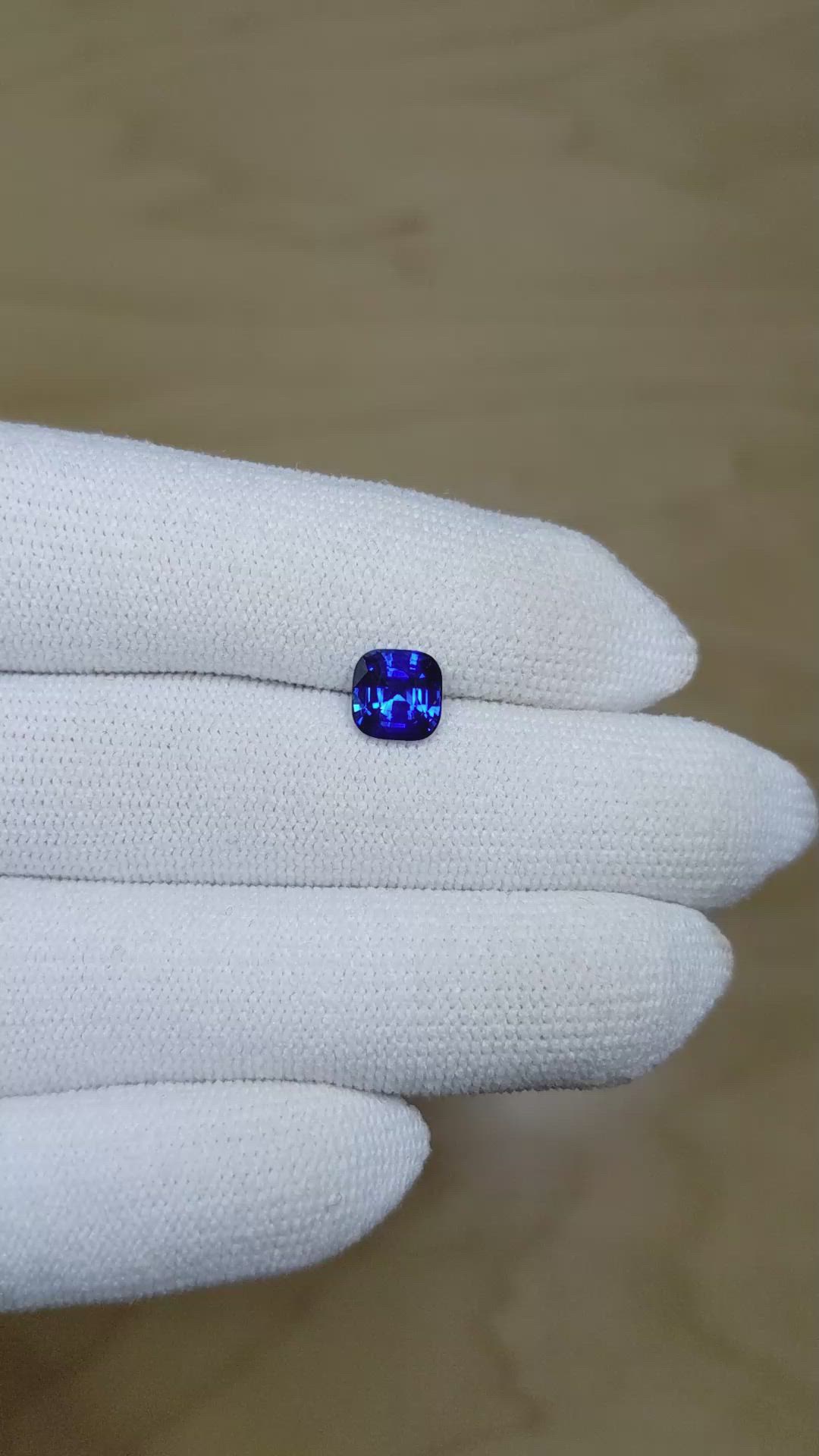 1.59 Ct. Blue Sapphire from Ceylon (Sri Lanka) Size Video