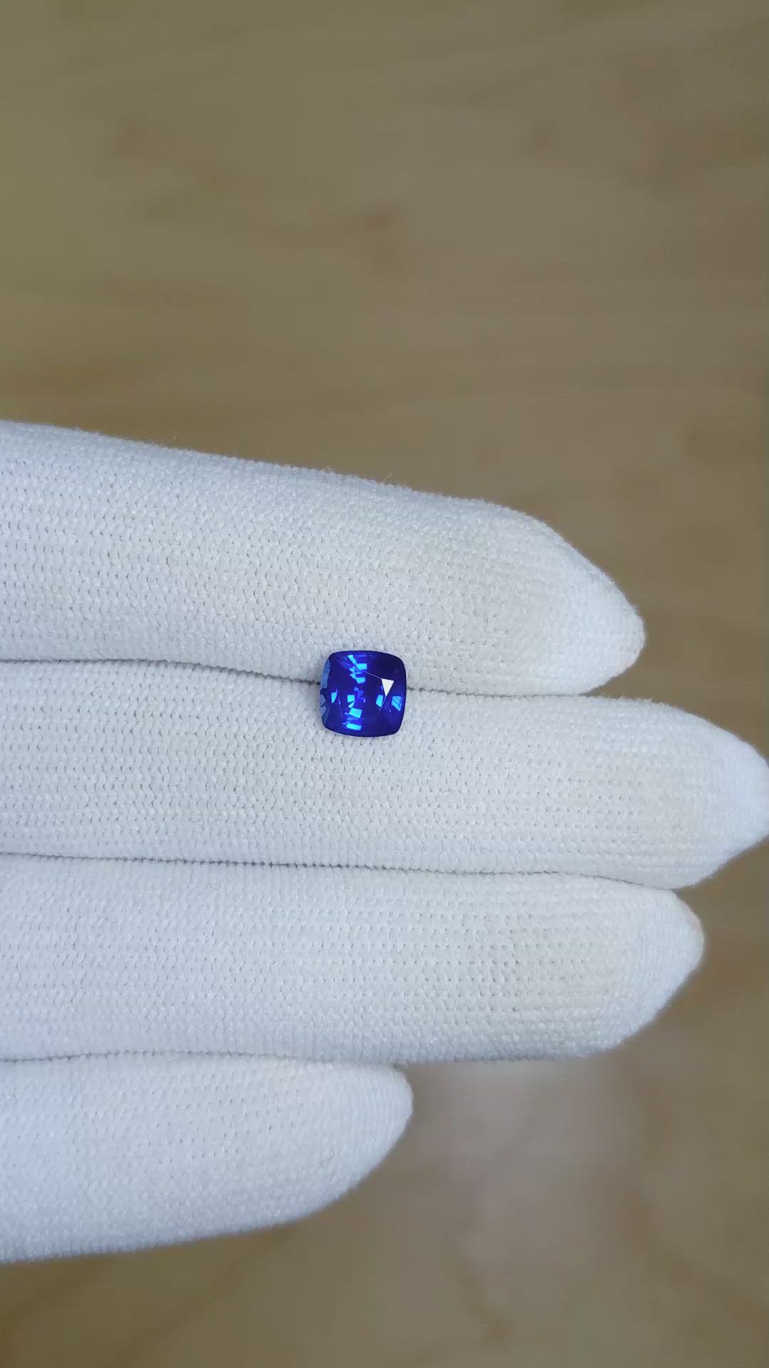 1.47 Ct. Blue Sapphire from Ceylon (Sri Lanka) Size Video