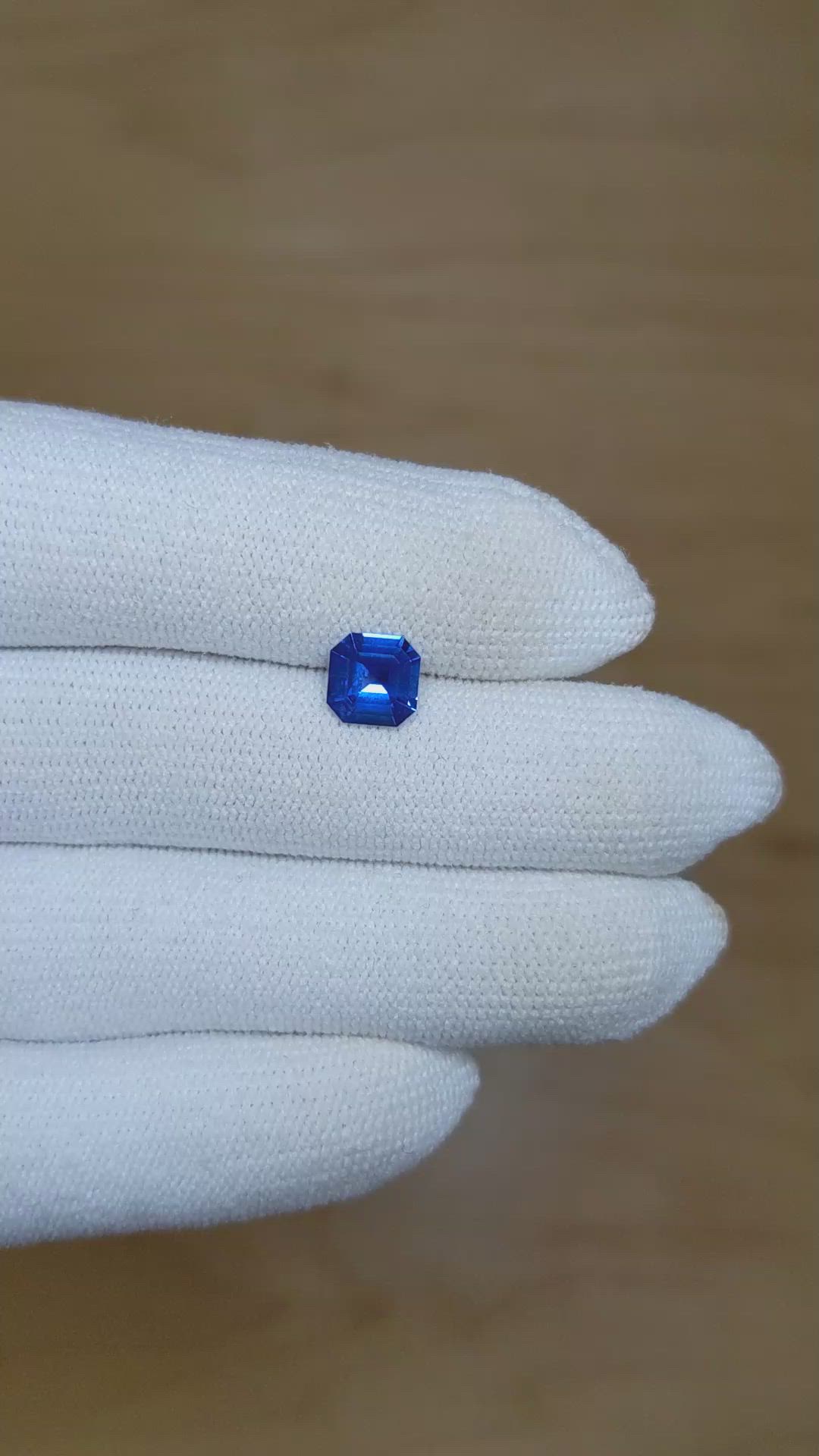 1.29 Ct. Blue Sapphire from Ceylon (Sri Lanka) Size Video