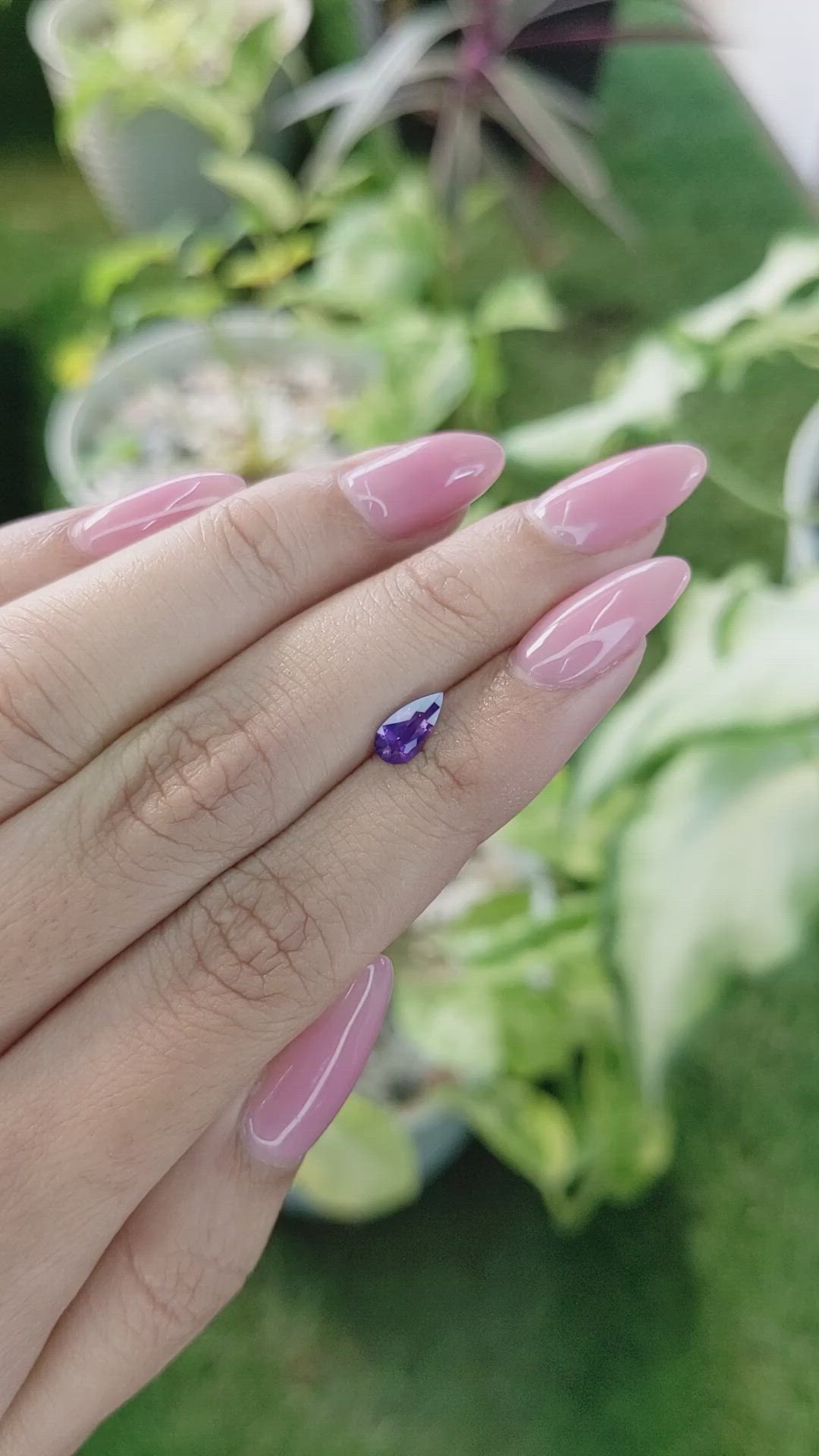 0.69 Ct. Color Change Sapphire from Ceylon (Sri Lanka) Size Video