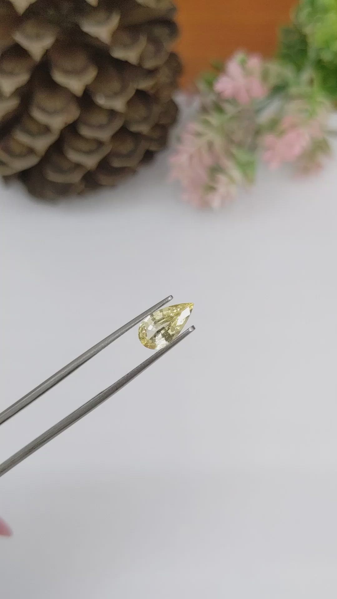 1.55 Ct. Yellow Sapphire from Ceylon (Sri Lanka) Size Video