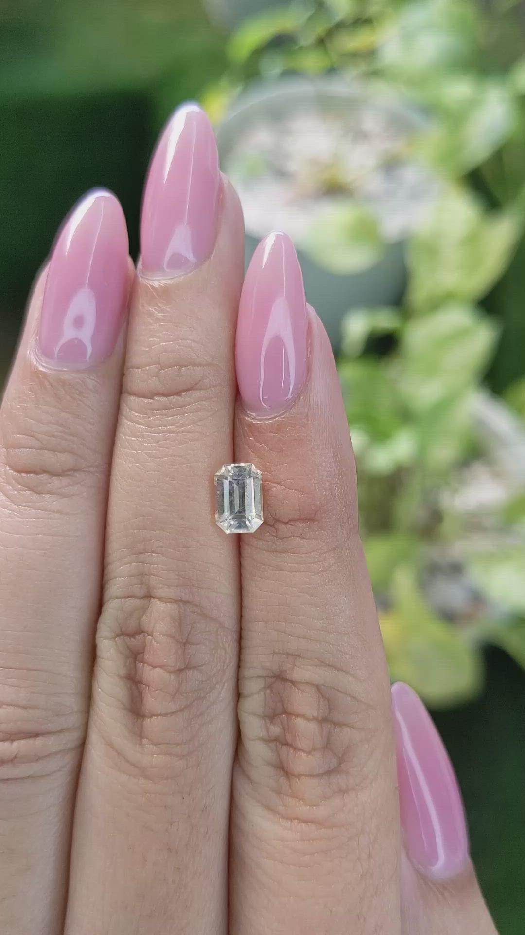 1.31 Ct. Yellow Sapphire from Ceylon (Sri Lanka) Size Video