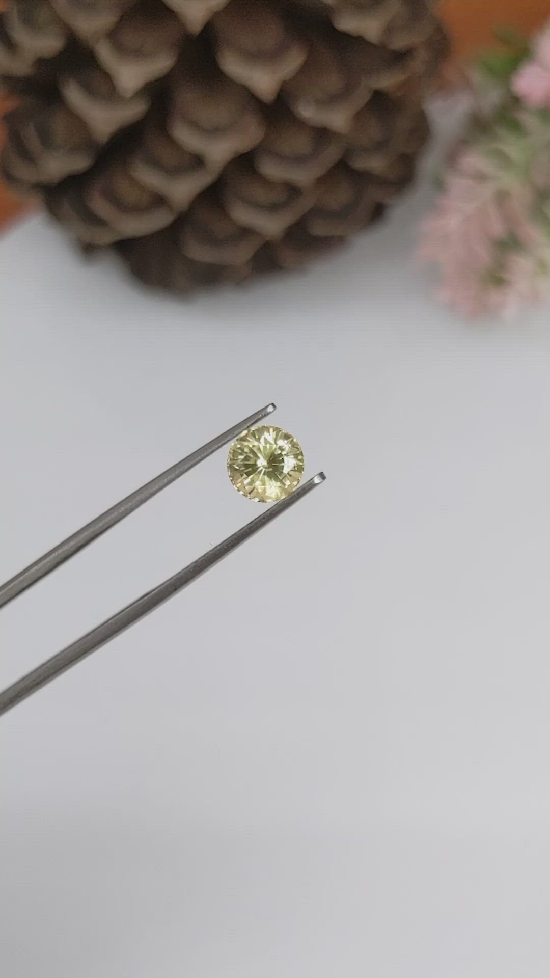 1.67 Ct. Yellow Sapphire from Ceylon (Sri Lanka) Size Video