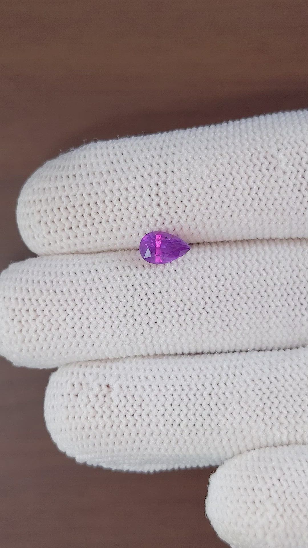 1.12 Ct. Pinkish Purple Sapphire from Ceylon (Sri Lanka) Size Video