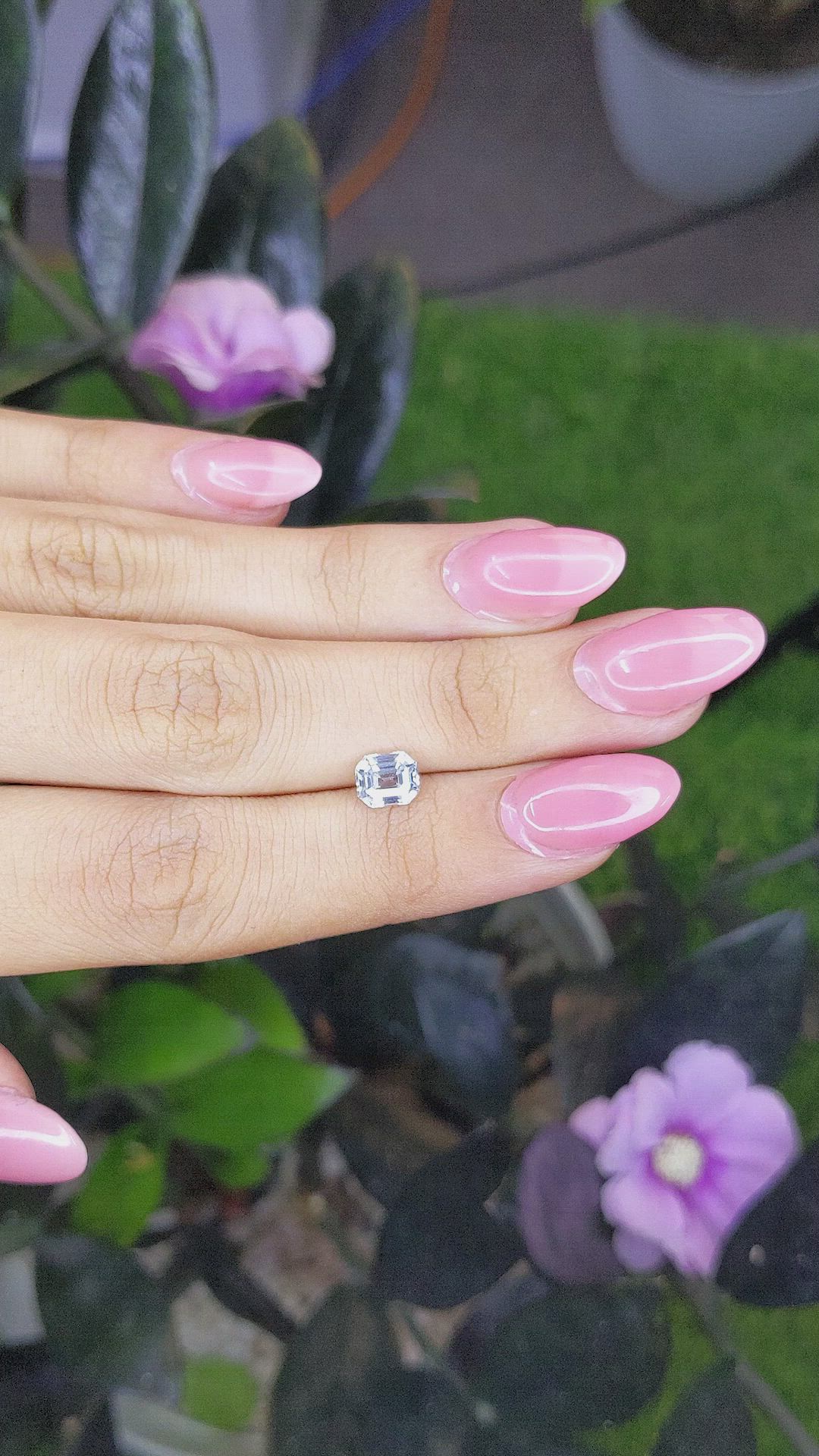 1.39 Ct. White Sapphire from Ceylon (Sri Lanka) Size Video