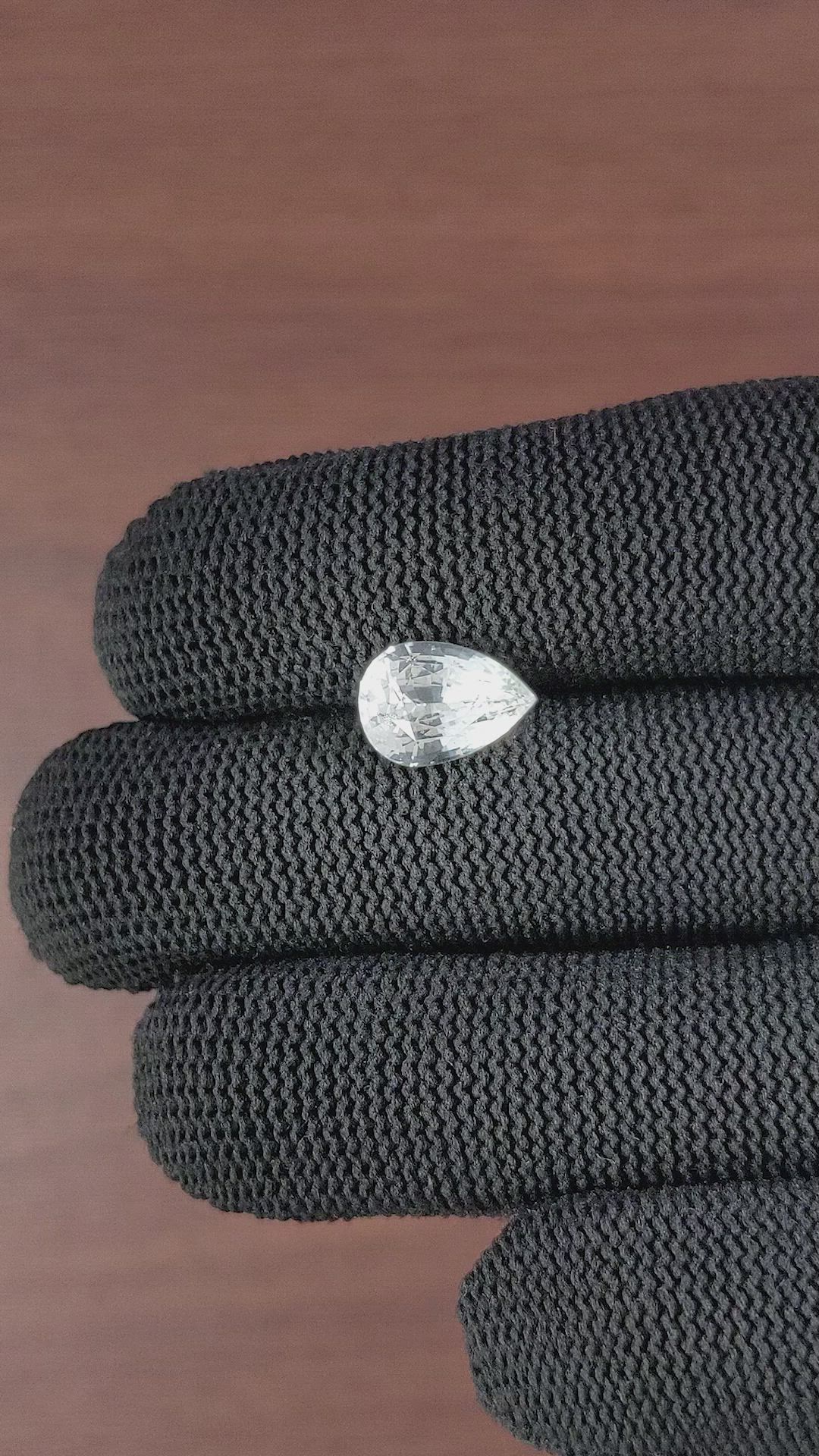 3.81 Ct. White Sapphire from Ceylon (Sri Lanka) Size Video