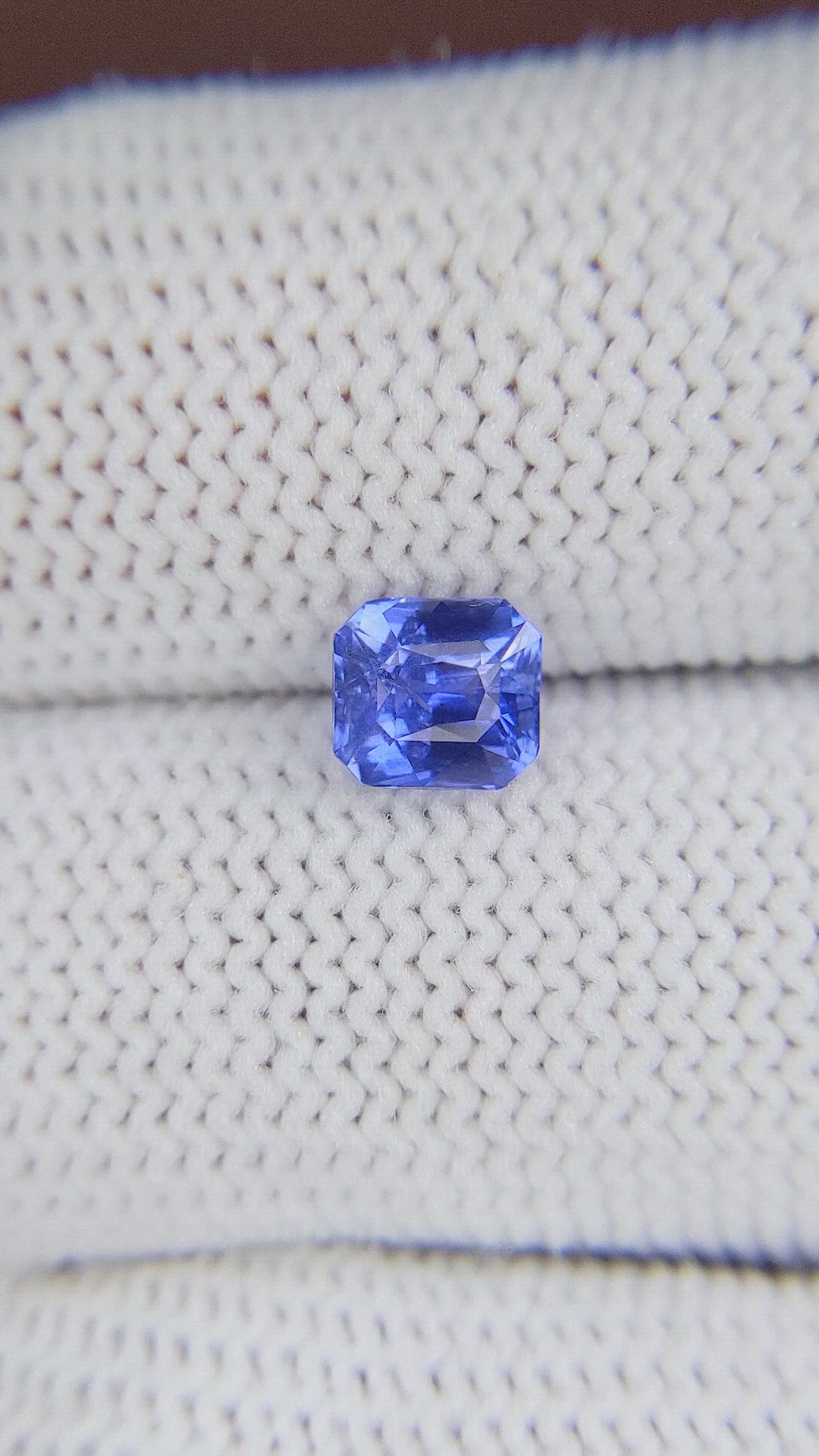 1.25 Ct. Blue Sapphire from Ceylon (Sri Lanka) Size Video