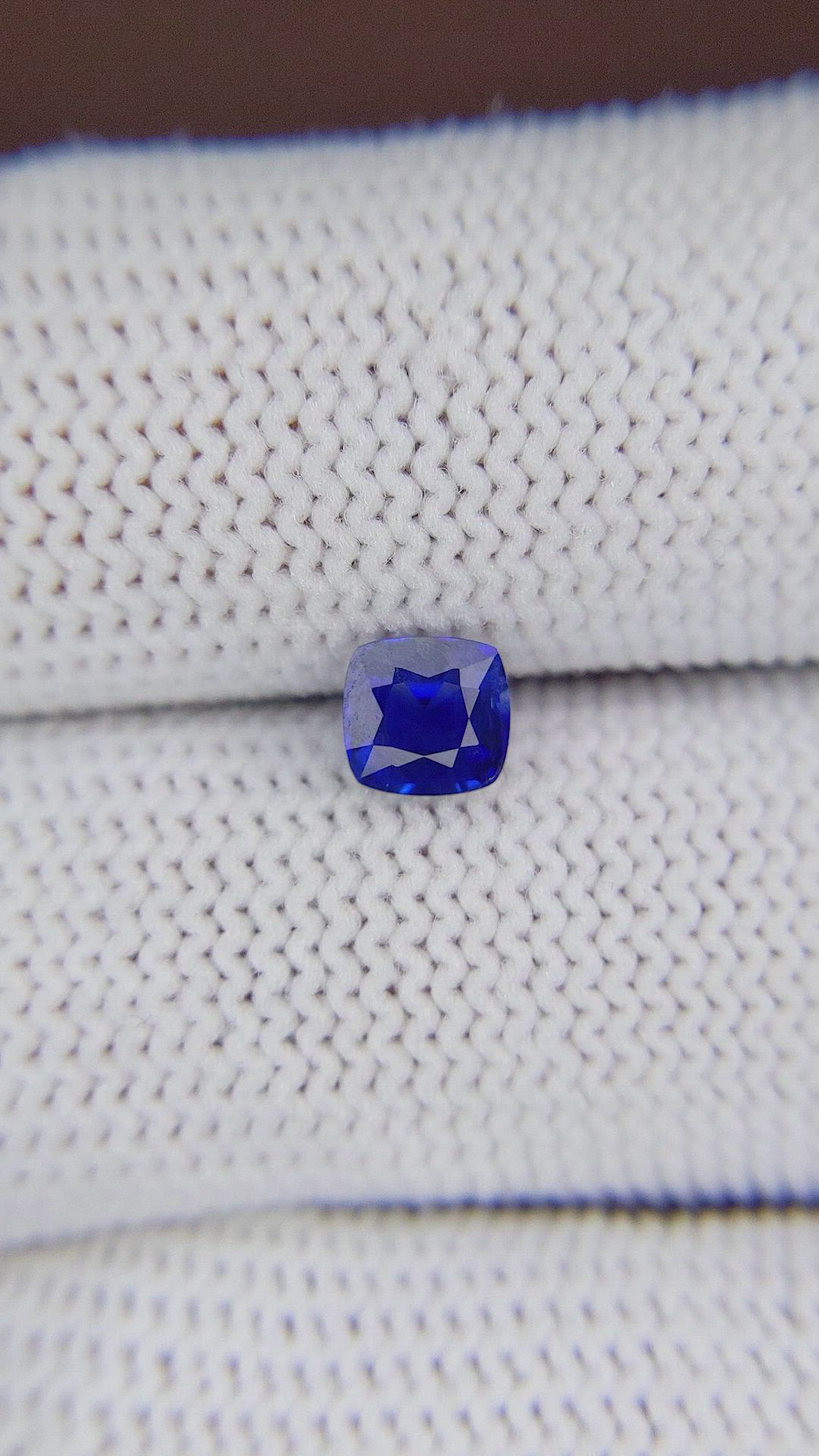 0.80 Ct. Blue Sapphire from Madagascar Size Video