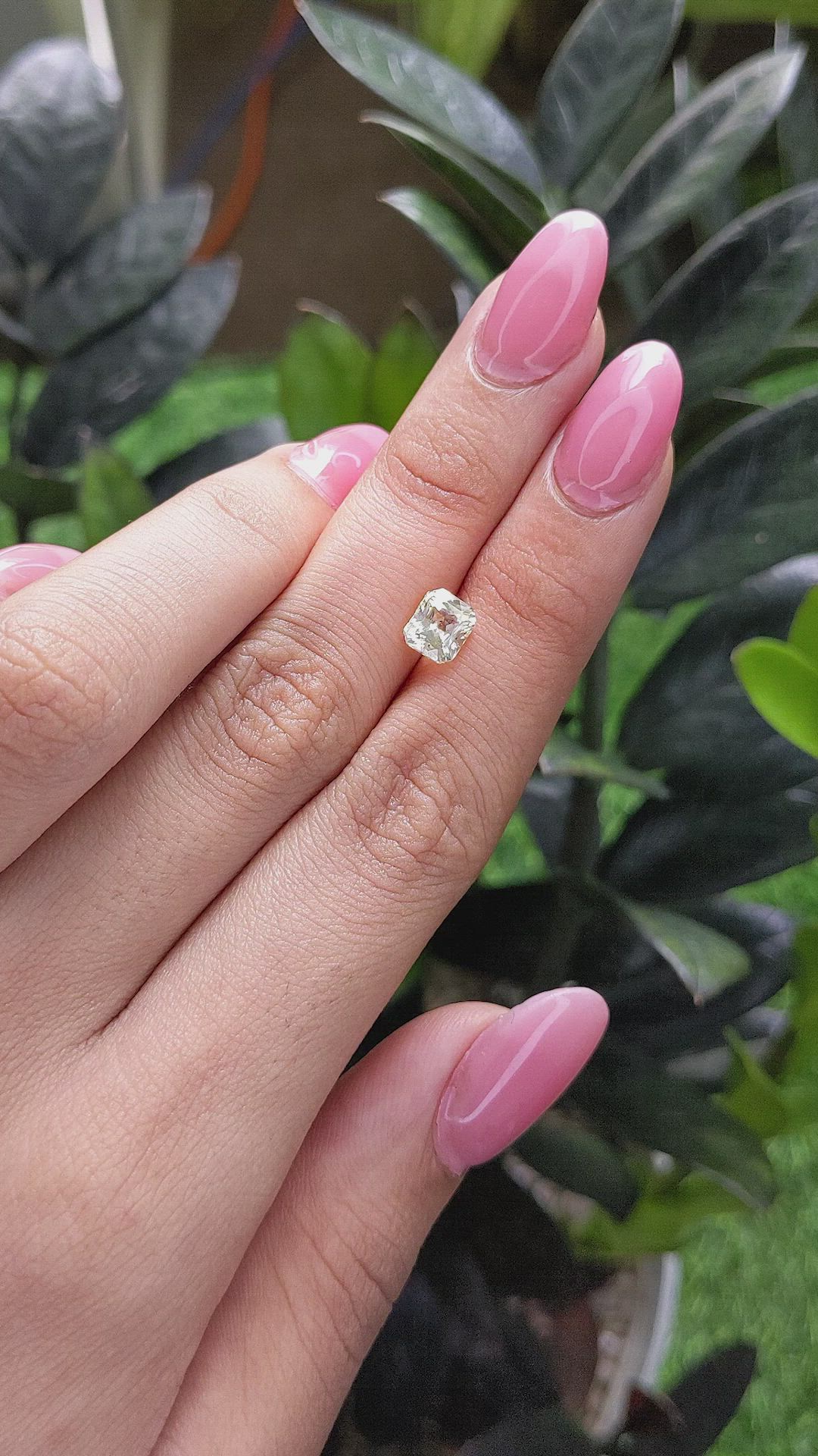 1.57 Ct. Yellow Sapphire from Ceylon (Sri Lanka) Size Video