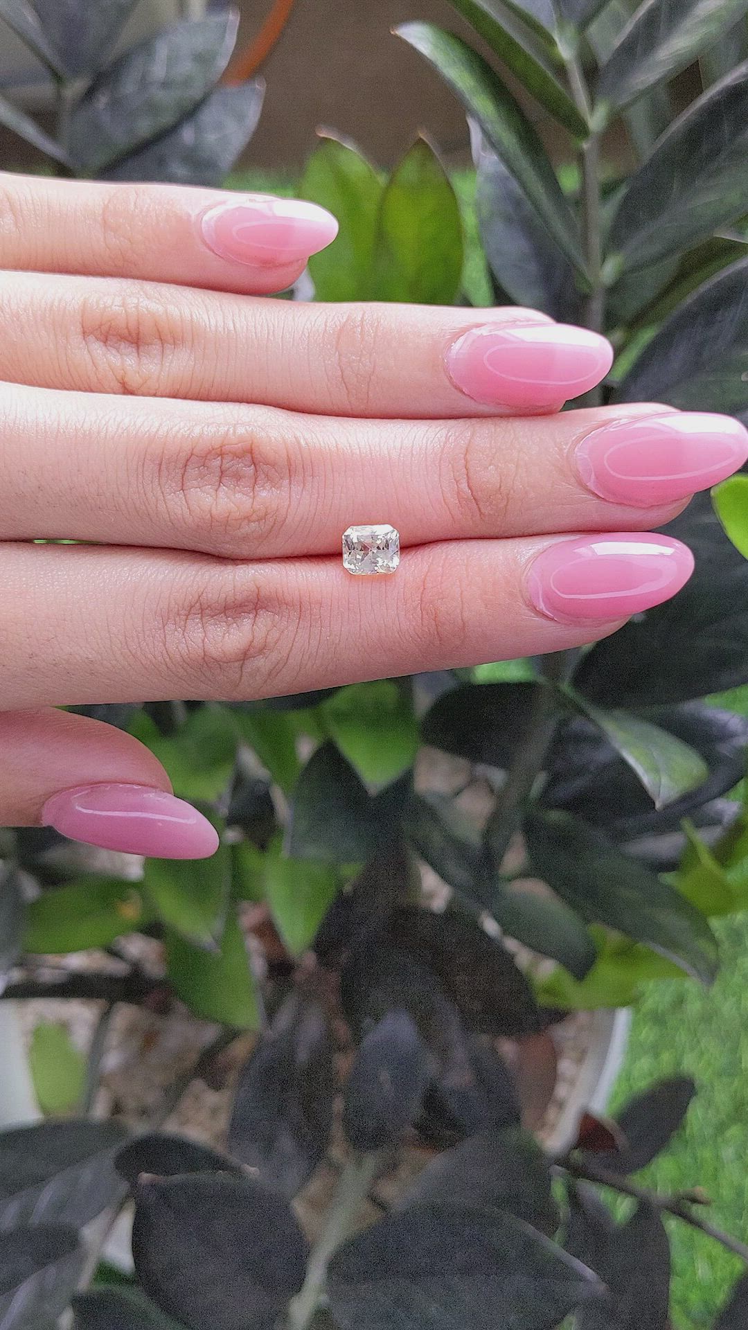 1.57 Ct. Yellow Sapphire from Ceylon (Sri Lanka) Size Video