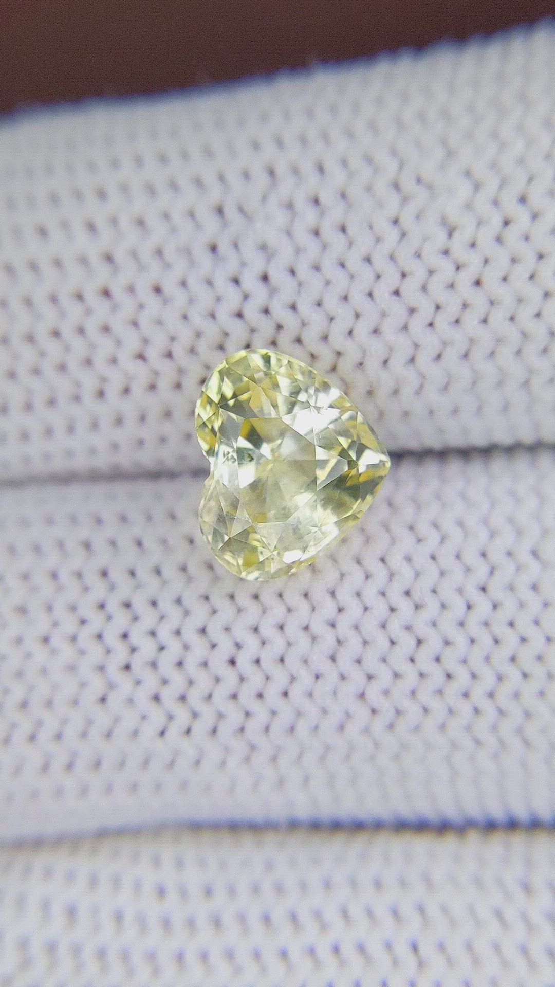 3.66 Ct. Yellow Sapphire from Ceylon (Sri Lanka) Size Video