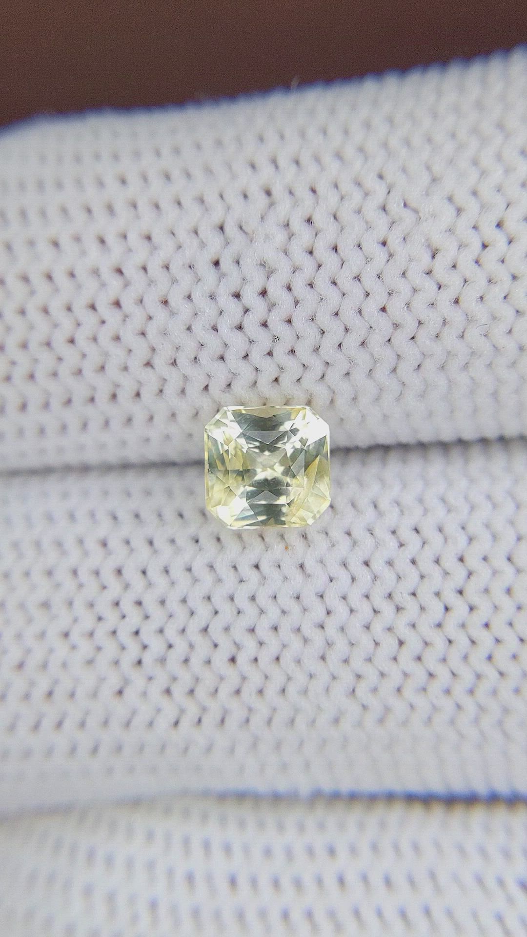 1.32 Ct. Yellow Sapphire from Ceylon (Sri Lanka) Size Video