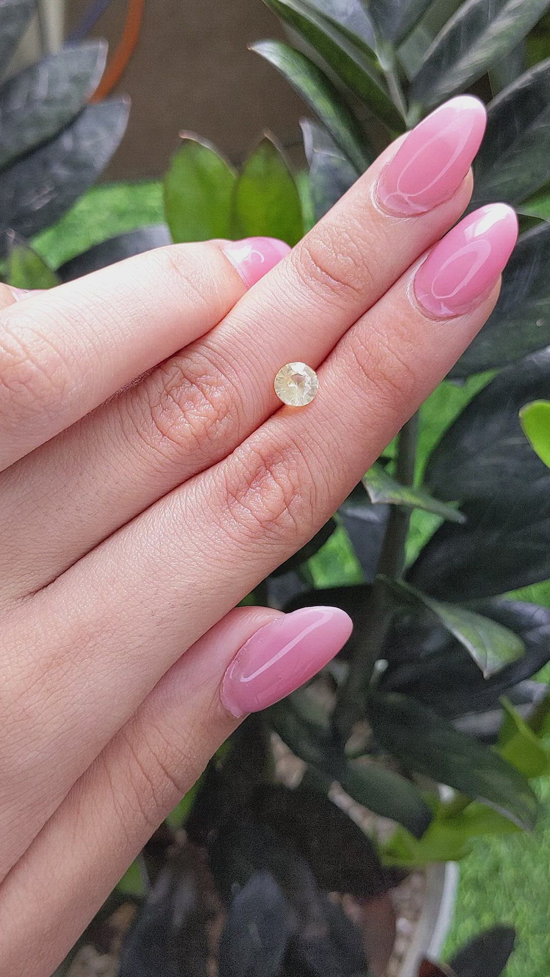 1.29 Ct. Yellow Sapphire from Ceylon (Sri Lanka) Size Video