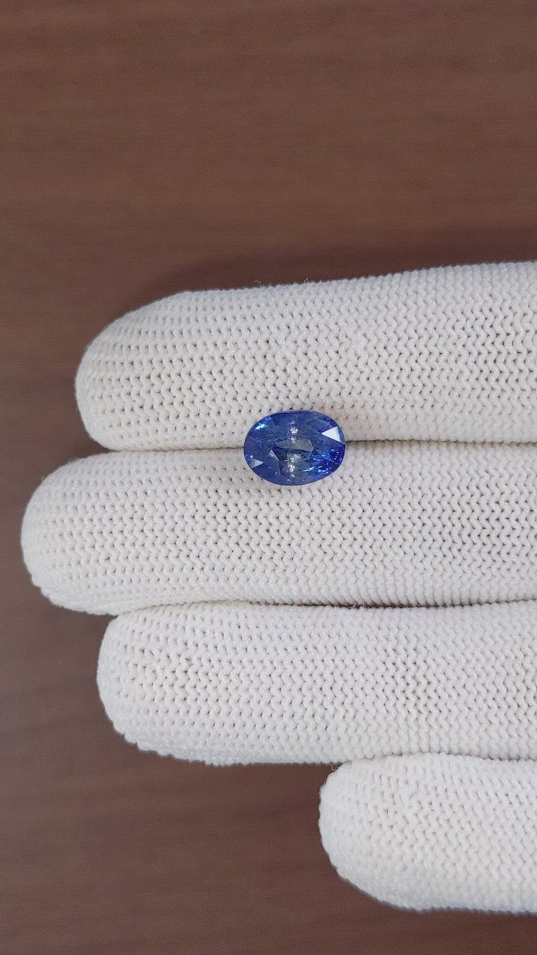 4.99 Ct. Bi Color Sapphire from Madagascar Size Video