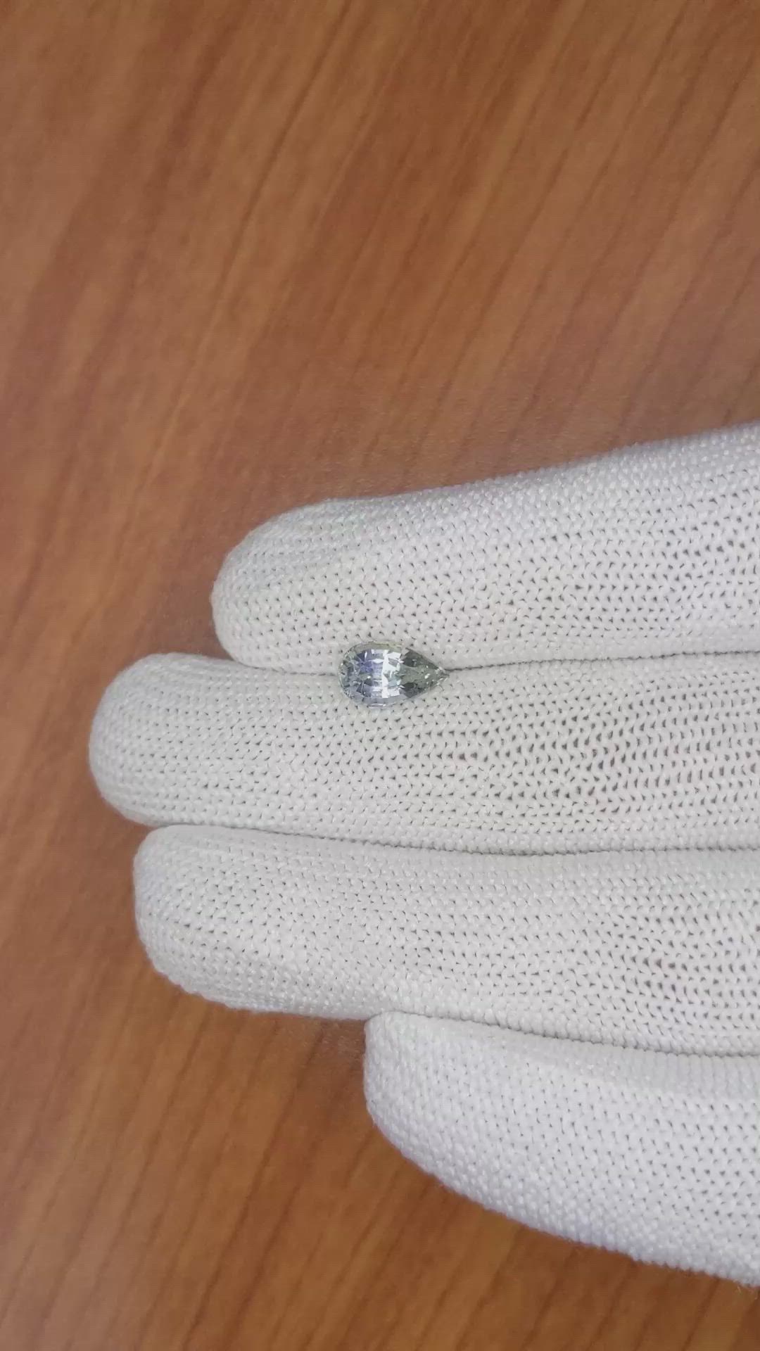 1.91 Ct. Bi Color / Parti Sapphire from Ceylon (Sri Lanka) Size Video