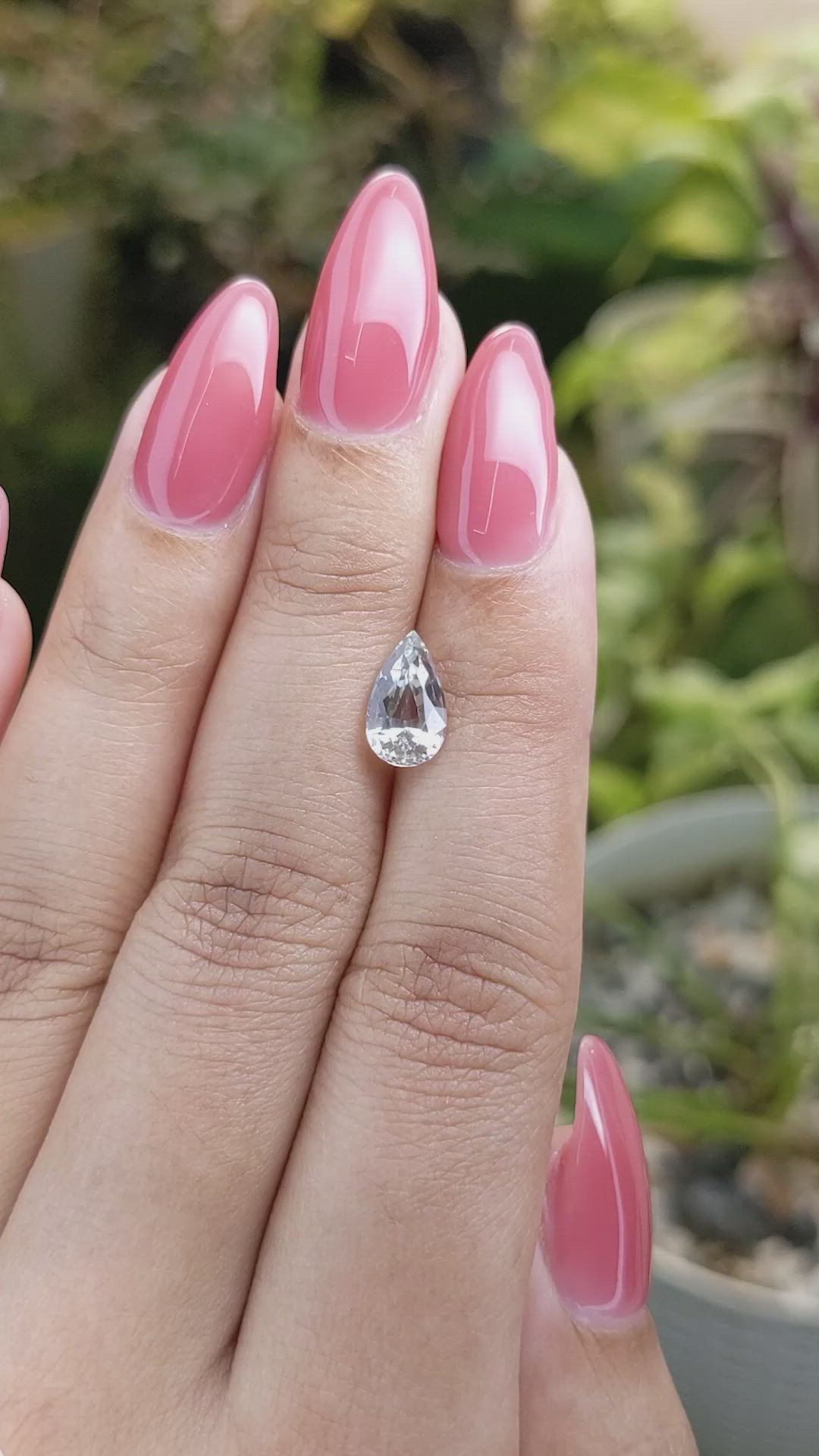 1.90 Ct. Green Sapphire from Ceylon (Sri Lanka) Size Video