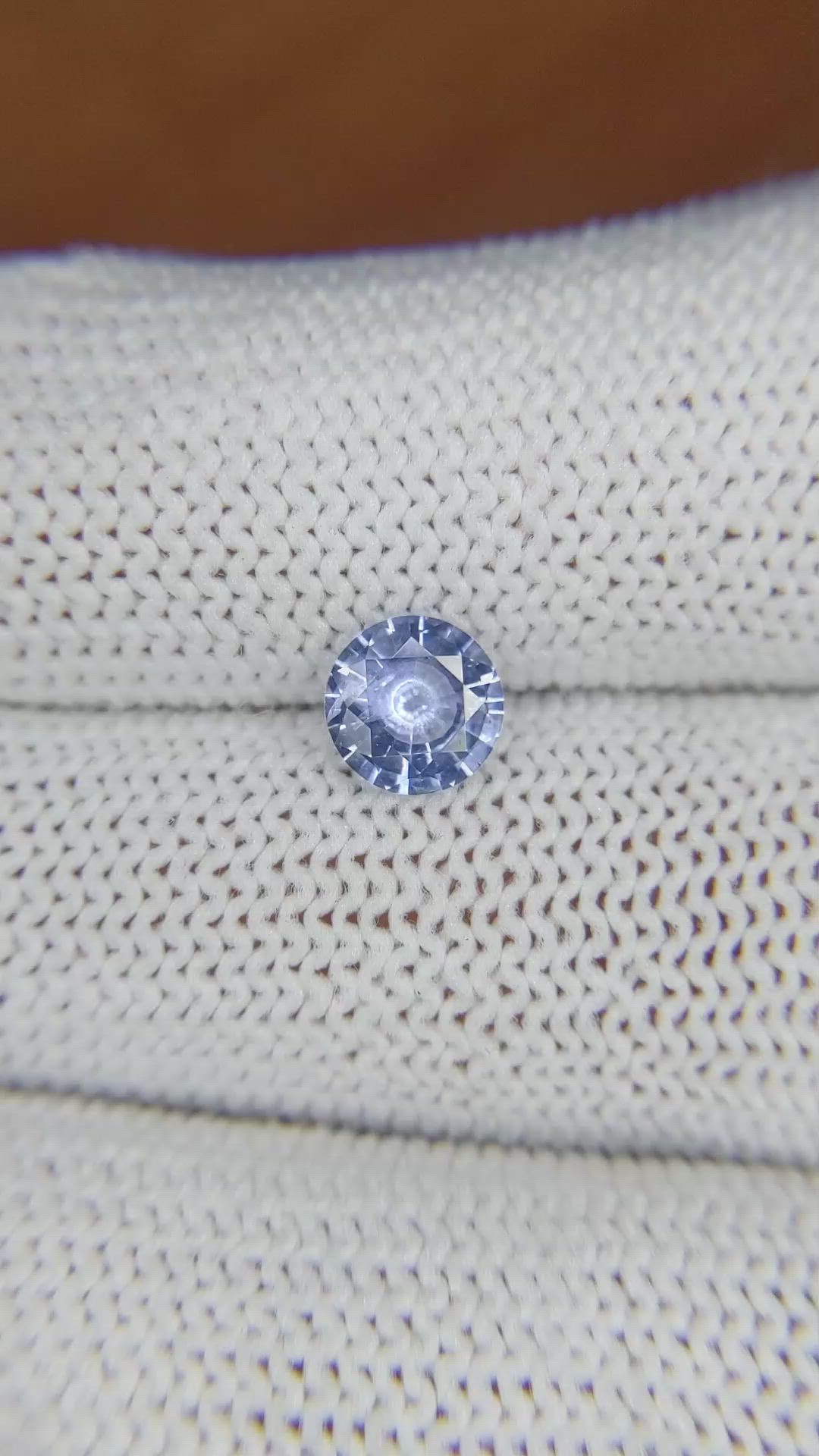 1.03 Ct. Blue Sapphire from Ceylon (Sri Lanka) Size Video