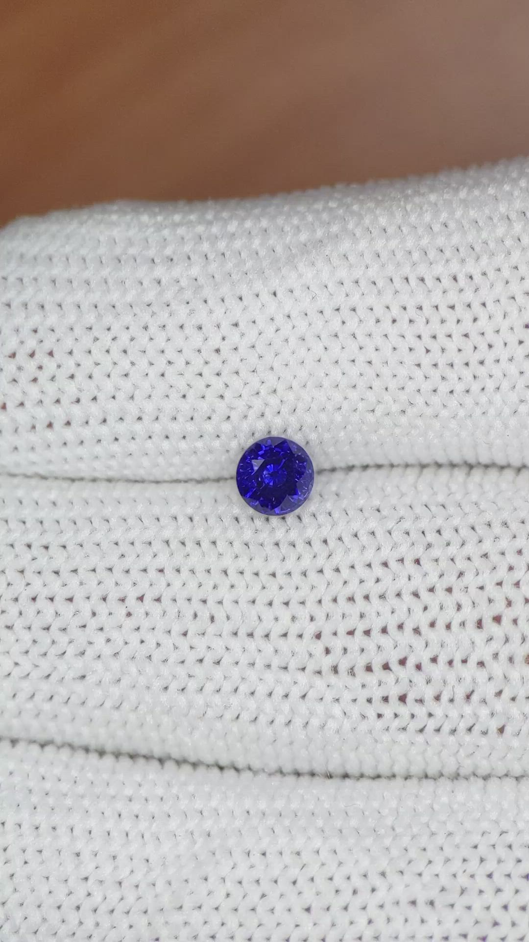 0.54 Ct. Blue Sapphire from Ceylon (Sri Lanka) Size Video