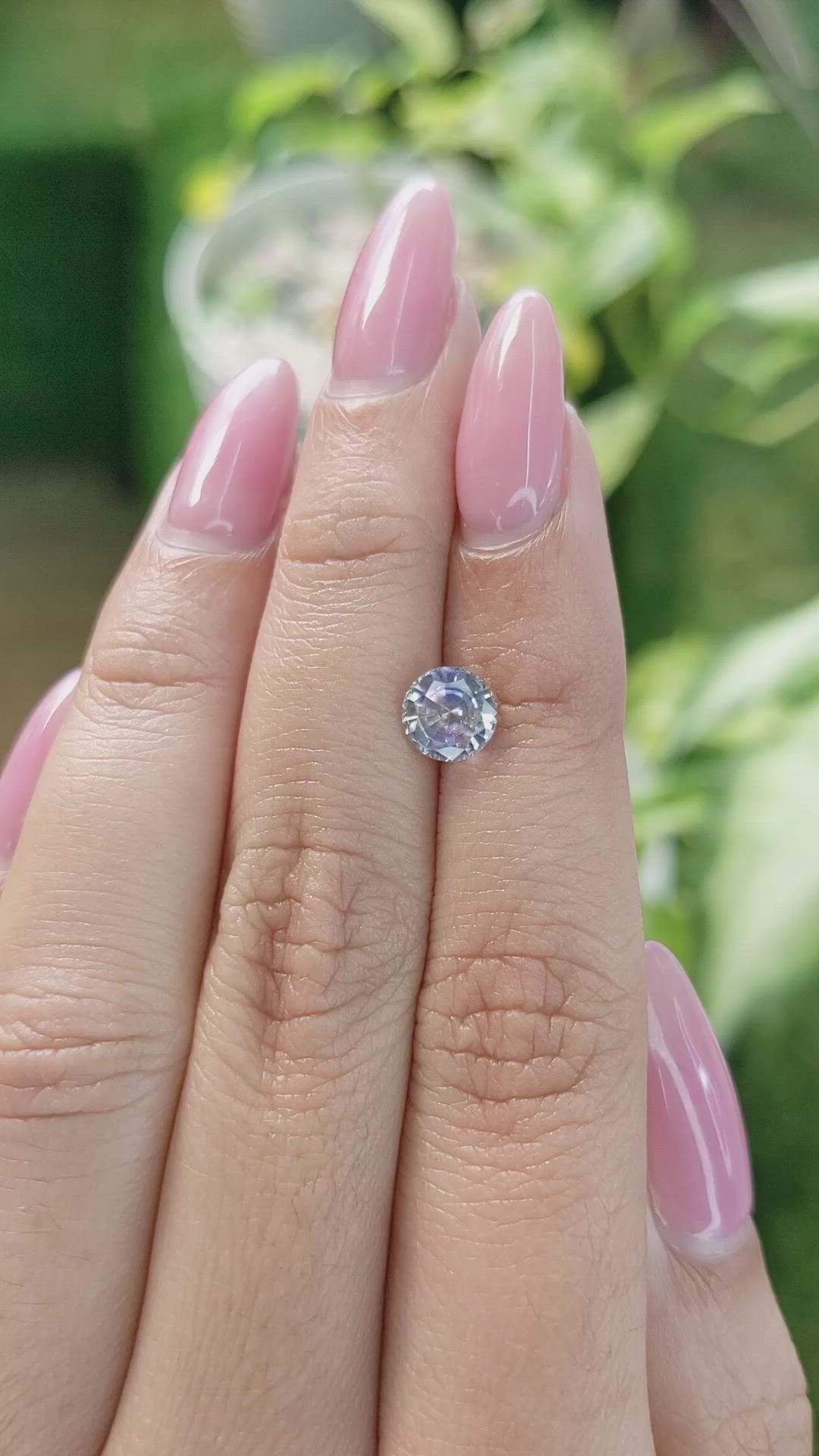 1.22 Ct. Bi Color Sapphire from Ceylon (Sri Lanka) Size Video