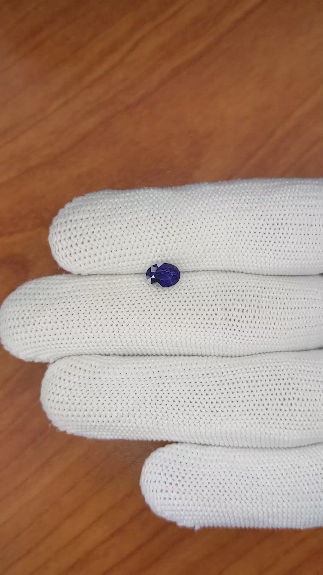 1.13 Ct. Blue Sapphire from Ceylon (Sri Lanka) Size Video