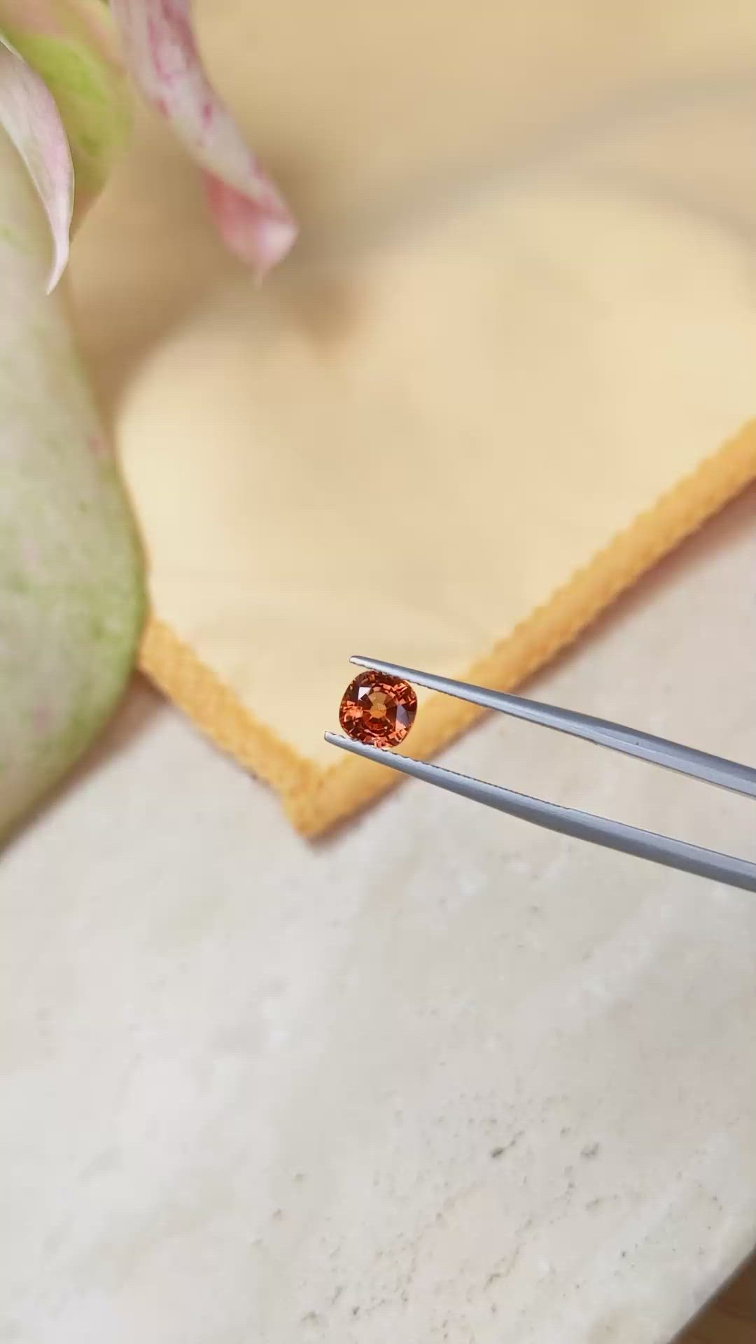 1.39 Ct. Reddish Orange Sapphire from Ceylon (Sri Lanka) Size Video