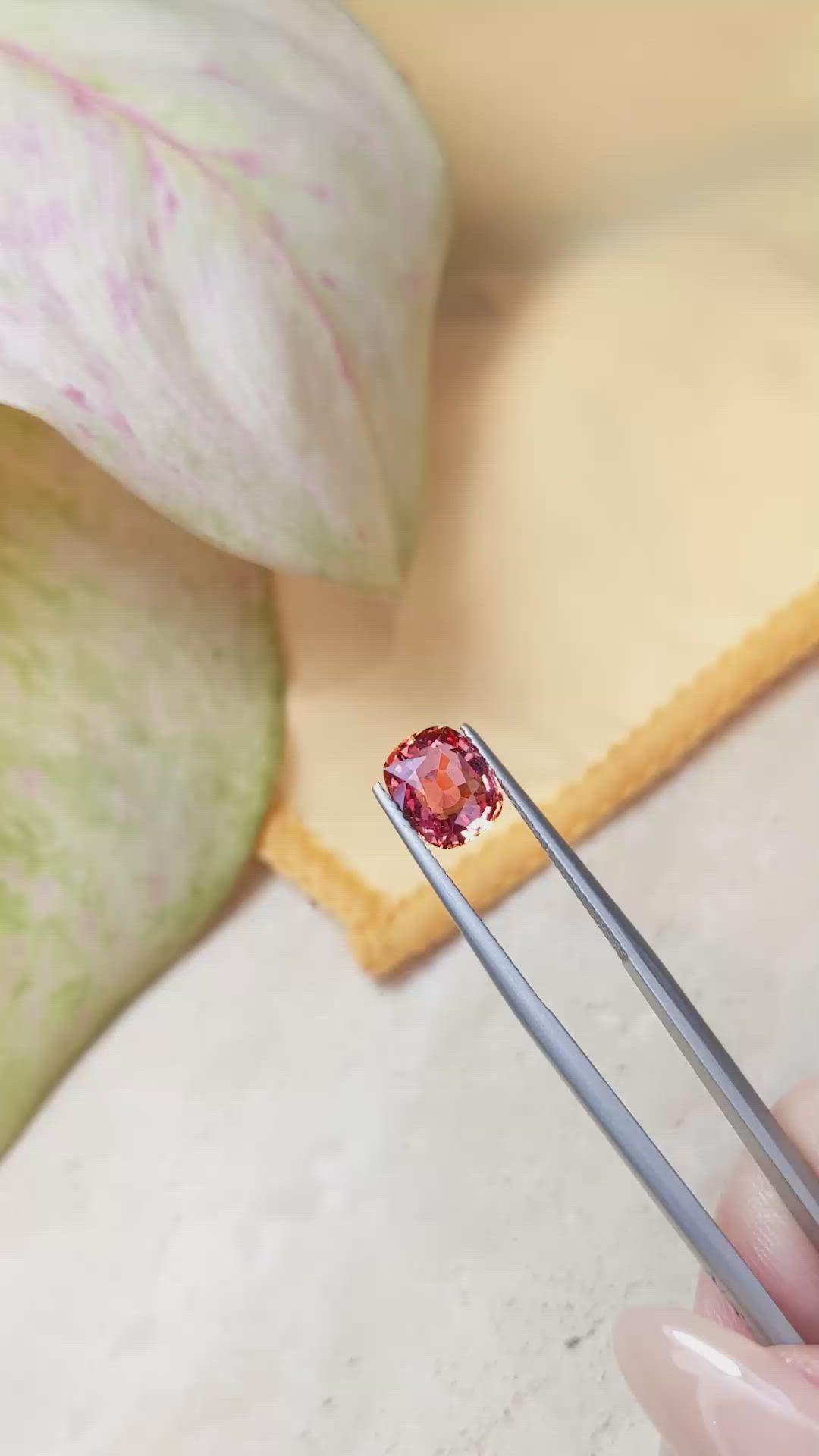2.78 Ct. Padparadscha Sapphire from Ceylon (Sri Lanka) Size Video