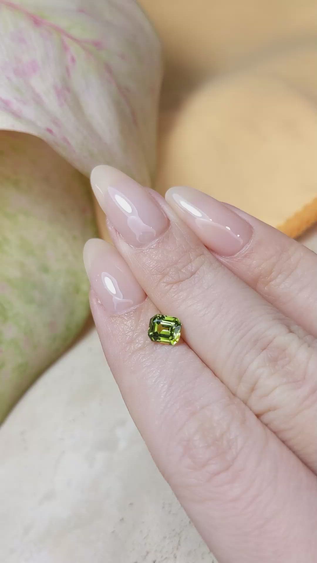1.09 Ct. Green Sapphire from Ceylon (Sri Lanka) Size Video