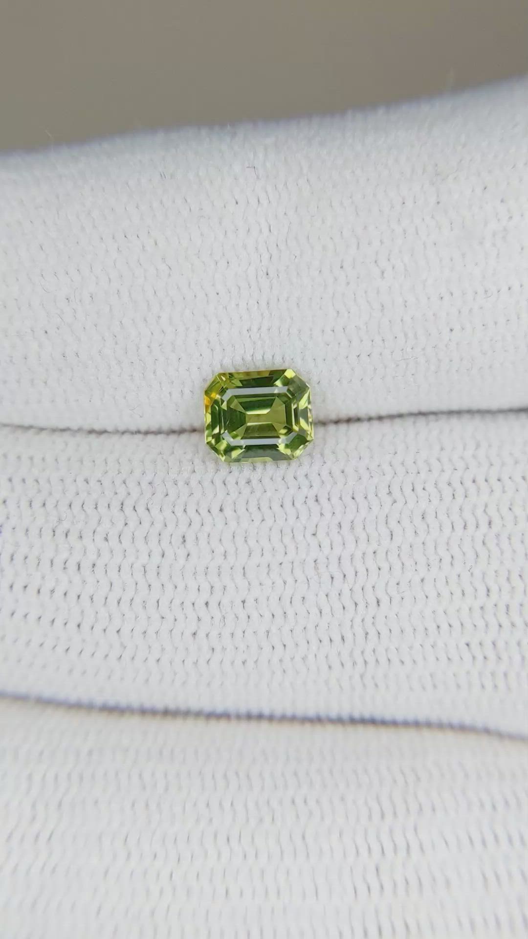 1.09 Ct. Green Sapphire from Ceylon (Sri Lanka) Size Video