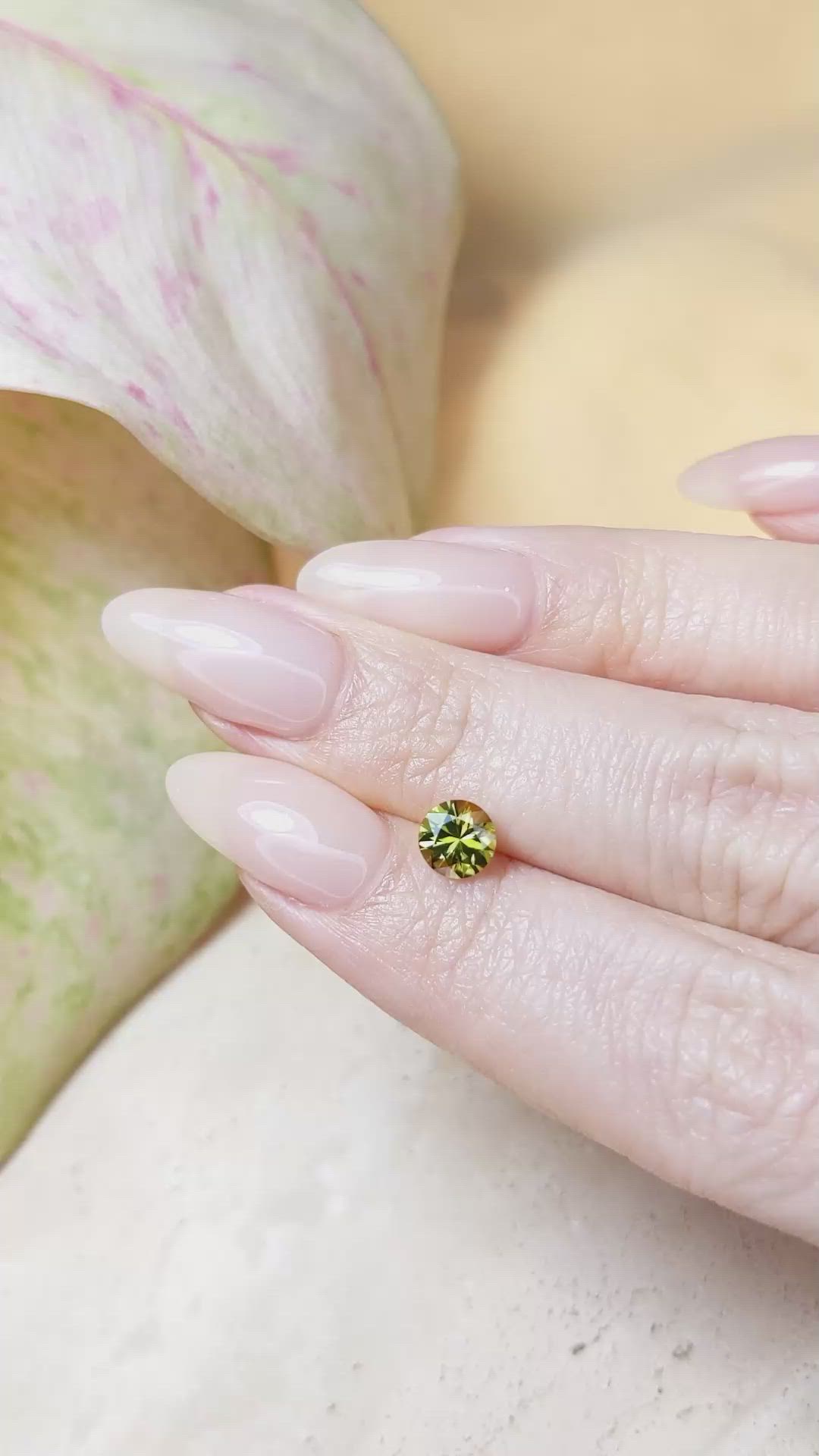 0.92 Ct. Yellowish Green Sapphire from Ceylon (Sri Lanka) Size Video