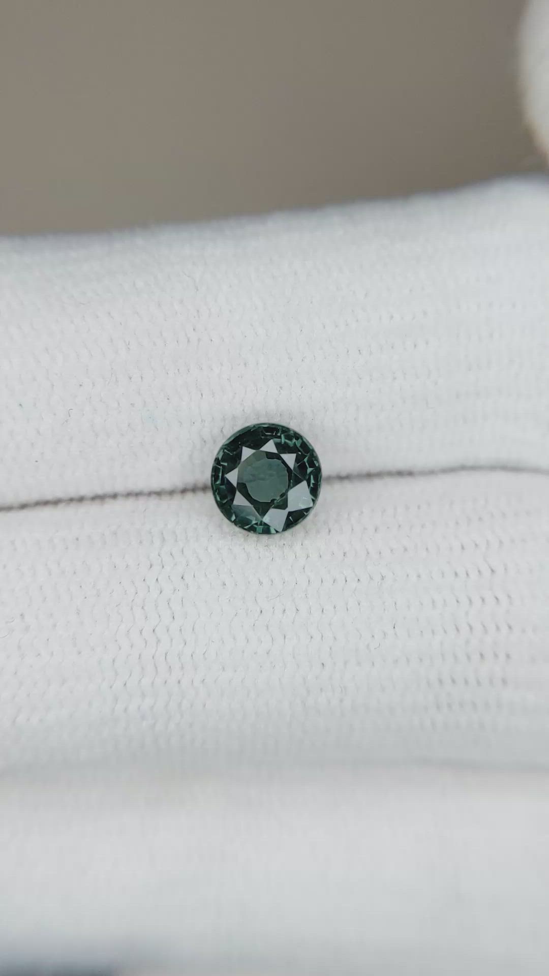 1.17 Ct. Bluish Green Sapphire from Ceylon (Sri Lanka) Size Video